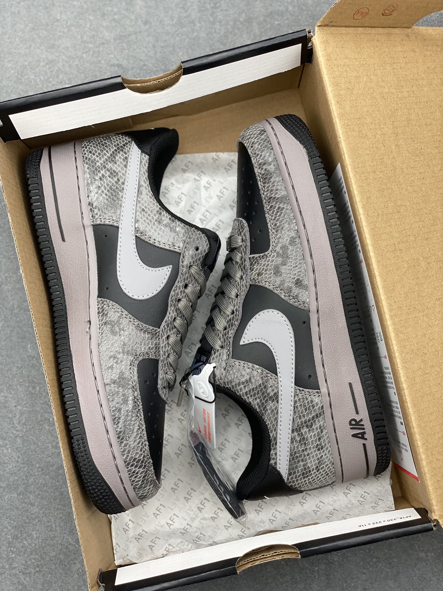 Nike Air Force 1 Low Black and Gray - Premium Quality, Comfortable Fit 10 i1733590631 6989 6