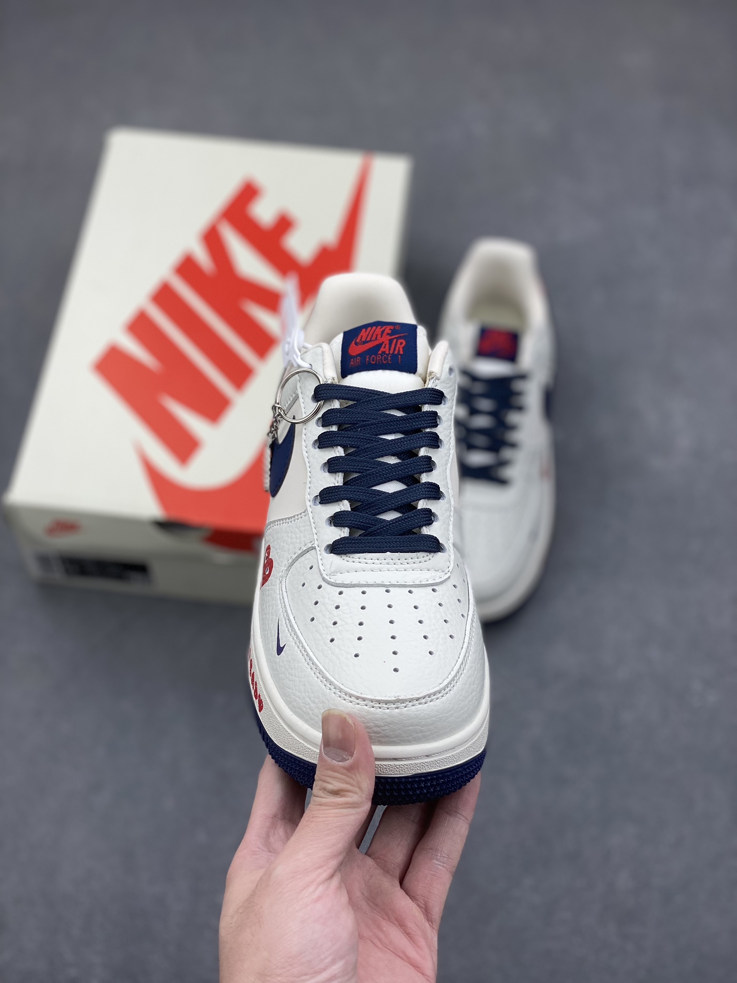 Nike Air Force 1 '07 Low CDG Play Collab Sneakers - Off White/Navy 3 i1733590797 2823 0