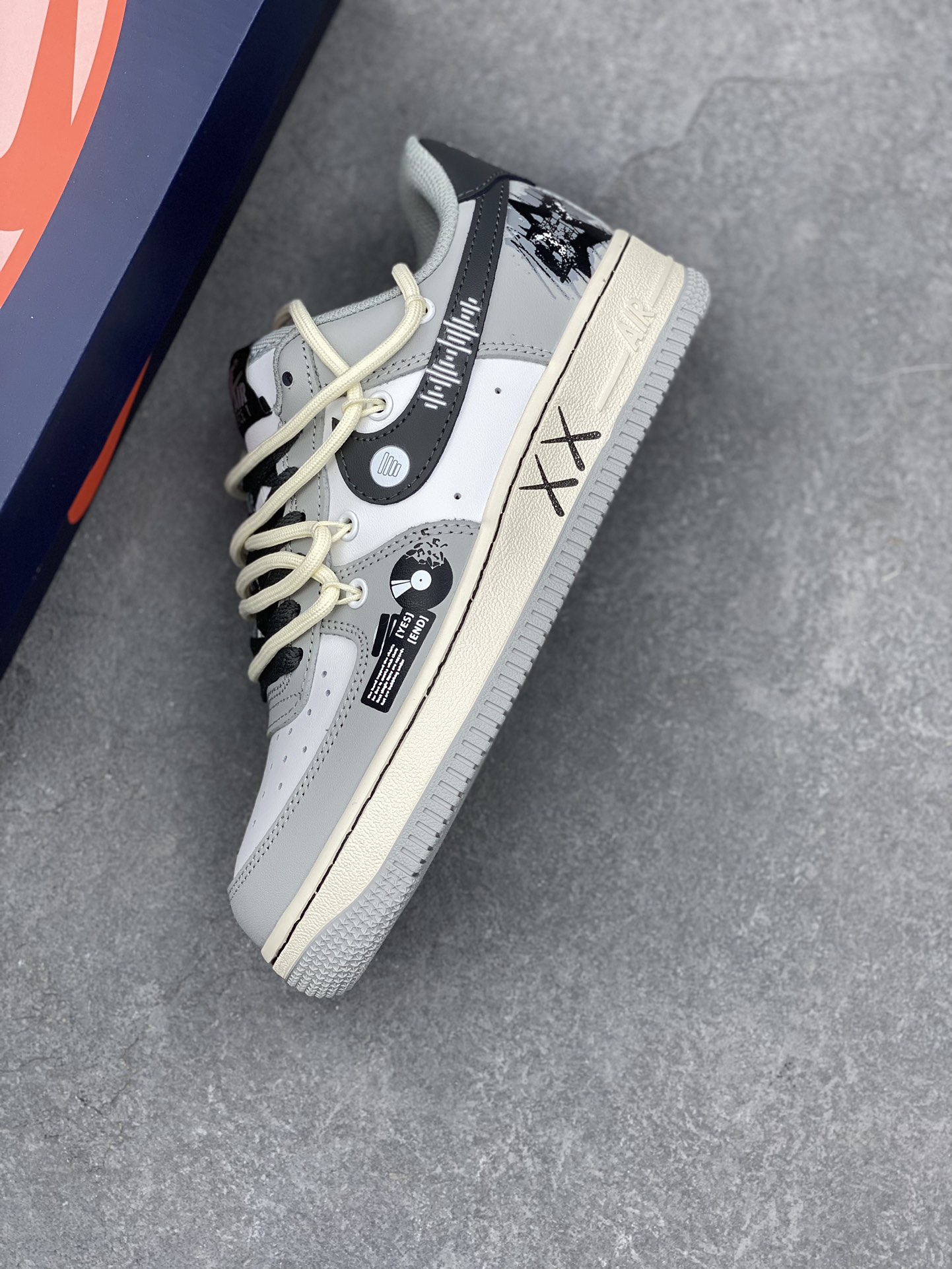 Nike Air Force 1 Low "Vinyl" Sneakers - Retro Style, Modern Comfort 8 i1733590878 1893 4