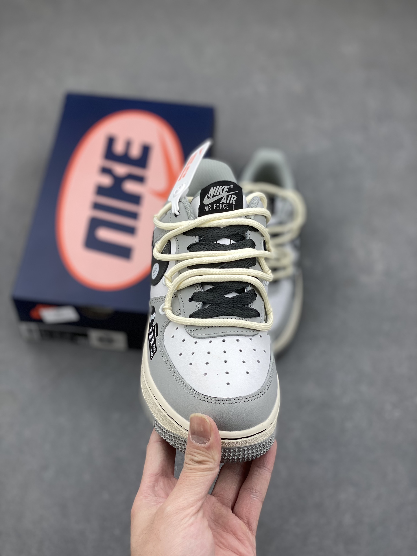 Nike Air Force 1 Low "Vinyl" Sneakers - Retro Style, Modern Comfort 3 i1733590878 9873 7