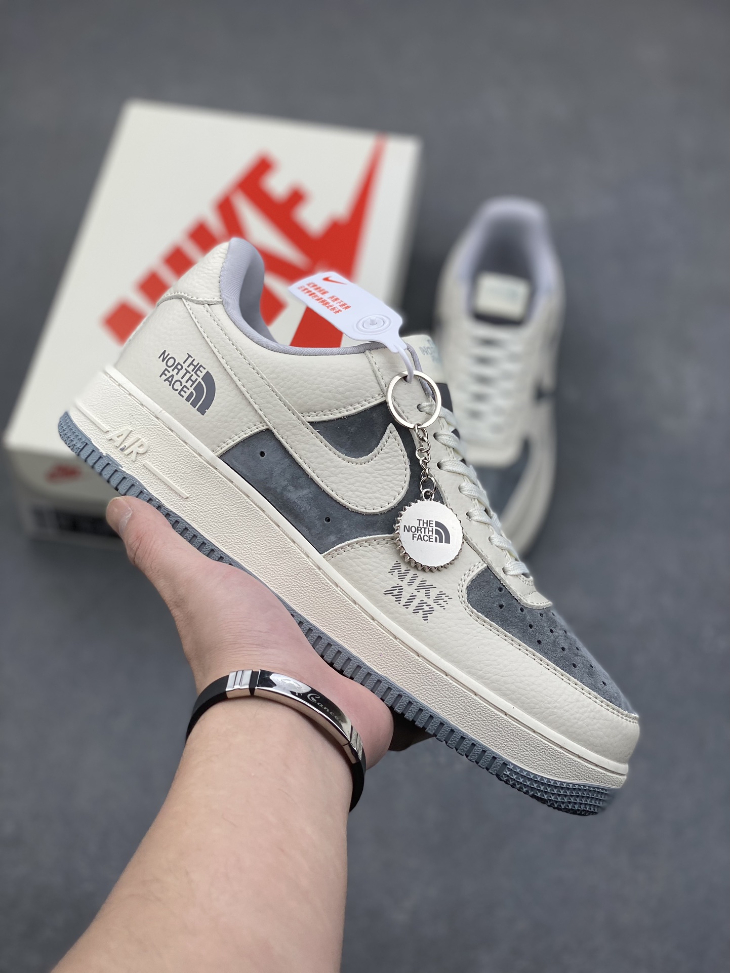 Nike Air Force 1 '07 Low The North Face Collab Sneakers - Cream/Gray 2 i1733591034 5552 6