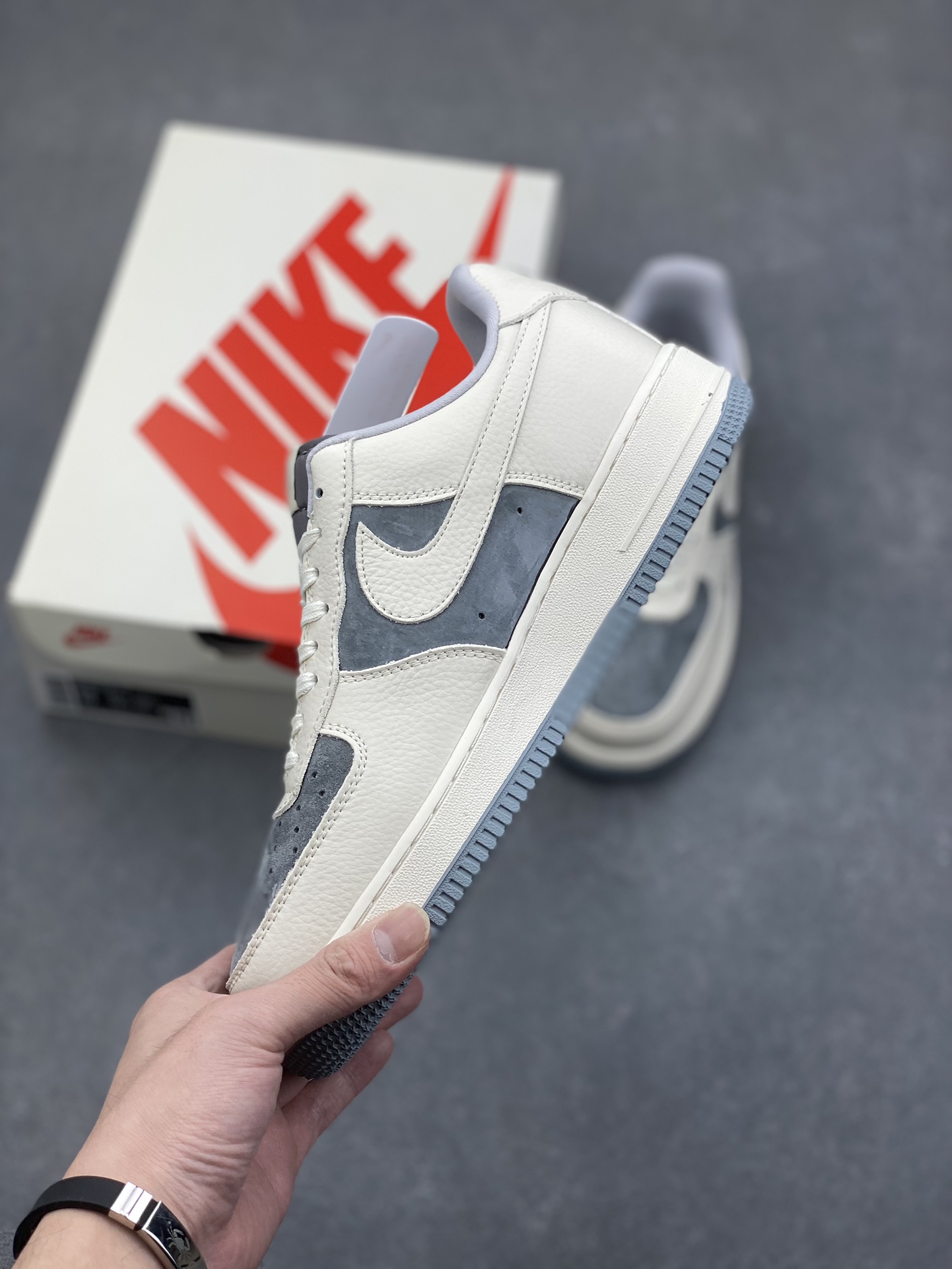 Nike Air Force 1 '07 Low The North Face Collab Sneakers - Cream/Gray 4 i1733591034 713 7