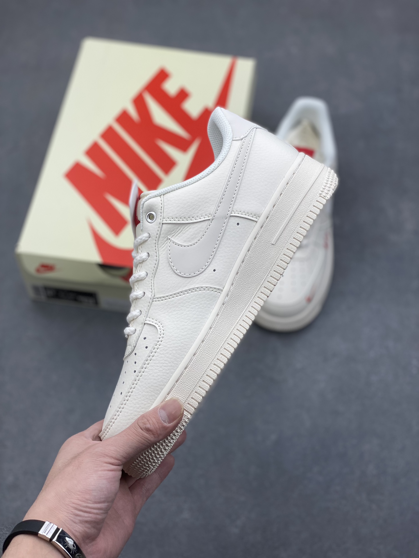 Nike Air Force 1 '07 Low Stussy Collab Sneakers - Cream/Red, Limited Edition 4 i1733591085 702 4