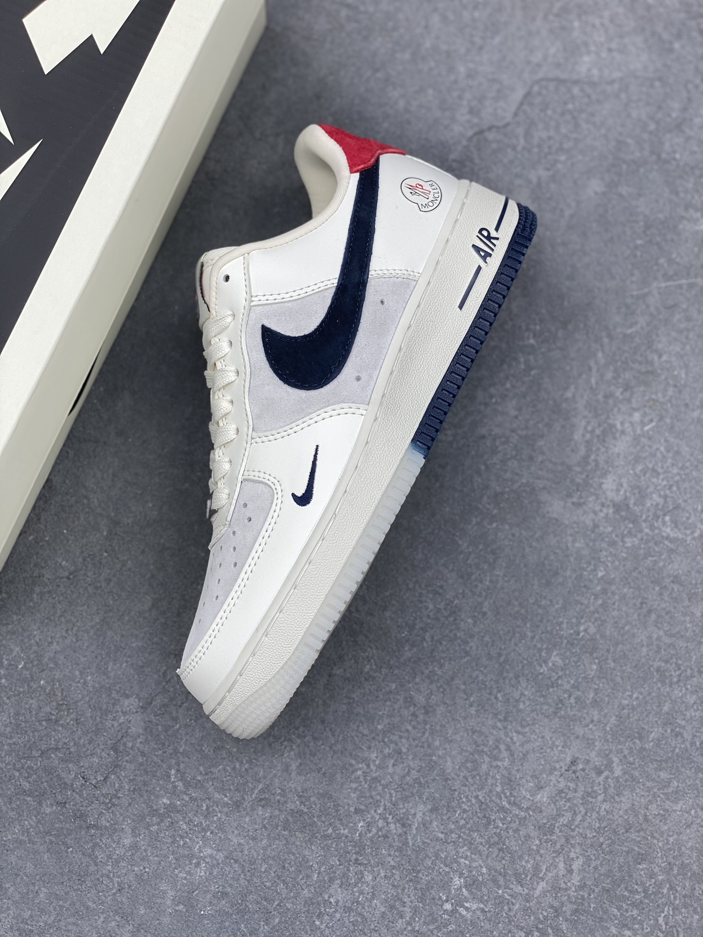 Nike Air Force 1 '07 Low Moncler Collab Sneakers - Limited Edition 8 i1733728781 3537 0