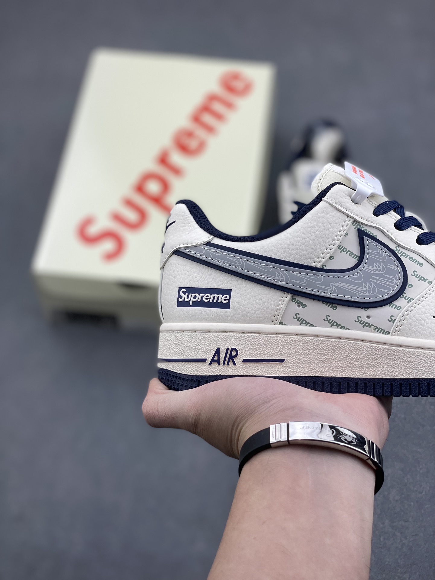 Nike Air Force 1 '07 Low Supreme Collab Sneakers - Blue Shadow 6 i1733728829 2165 8