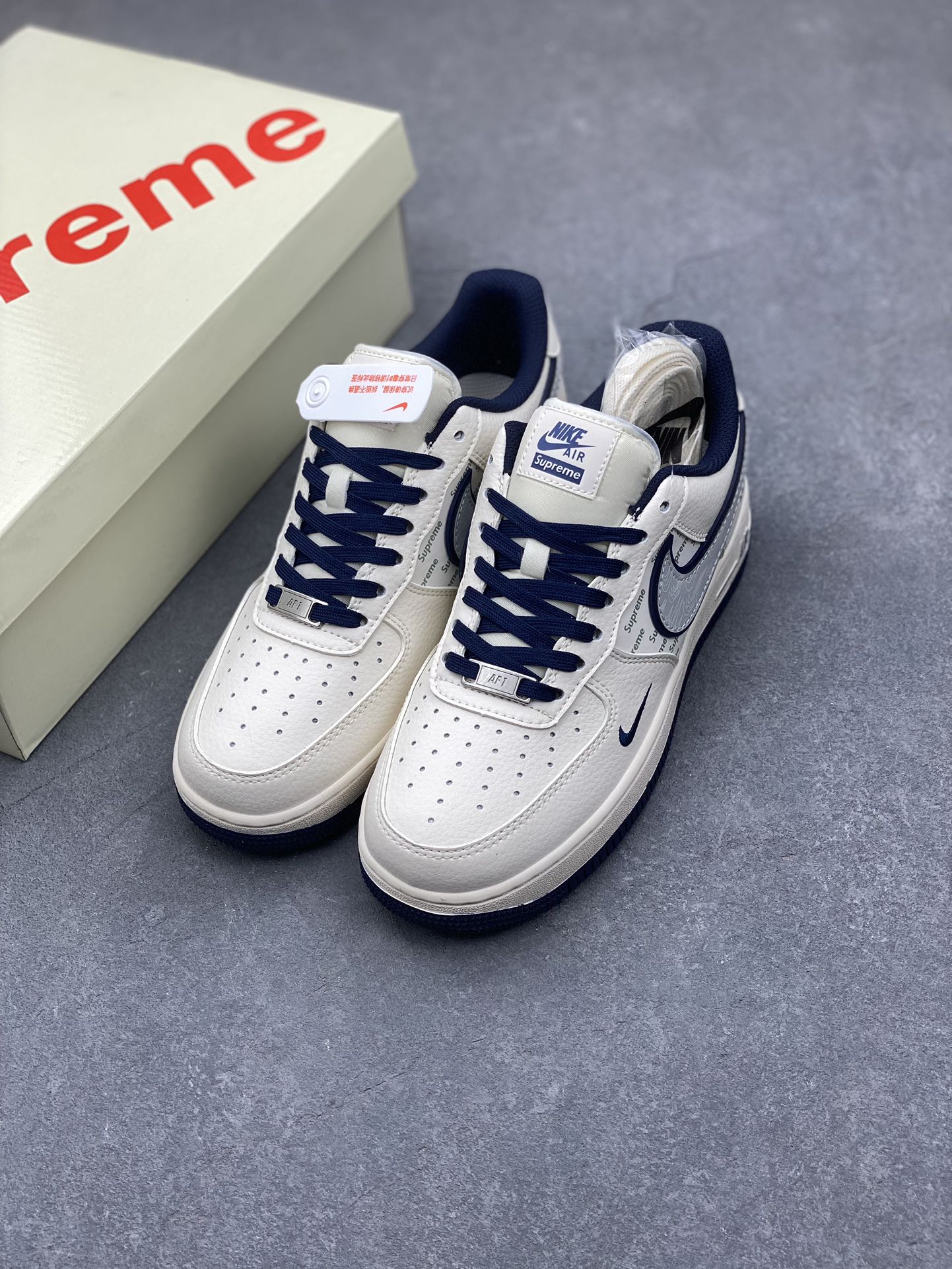 Nike Air Force 1 '07 Low Supreme Collab Sneakers - Blue Shadow 9 i1733728829 3317 4