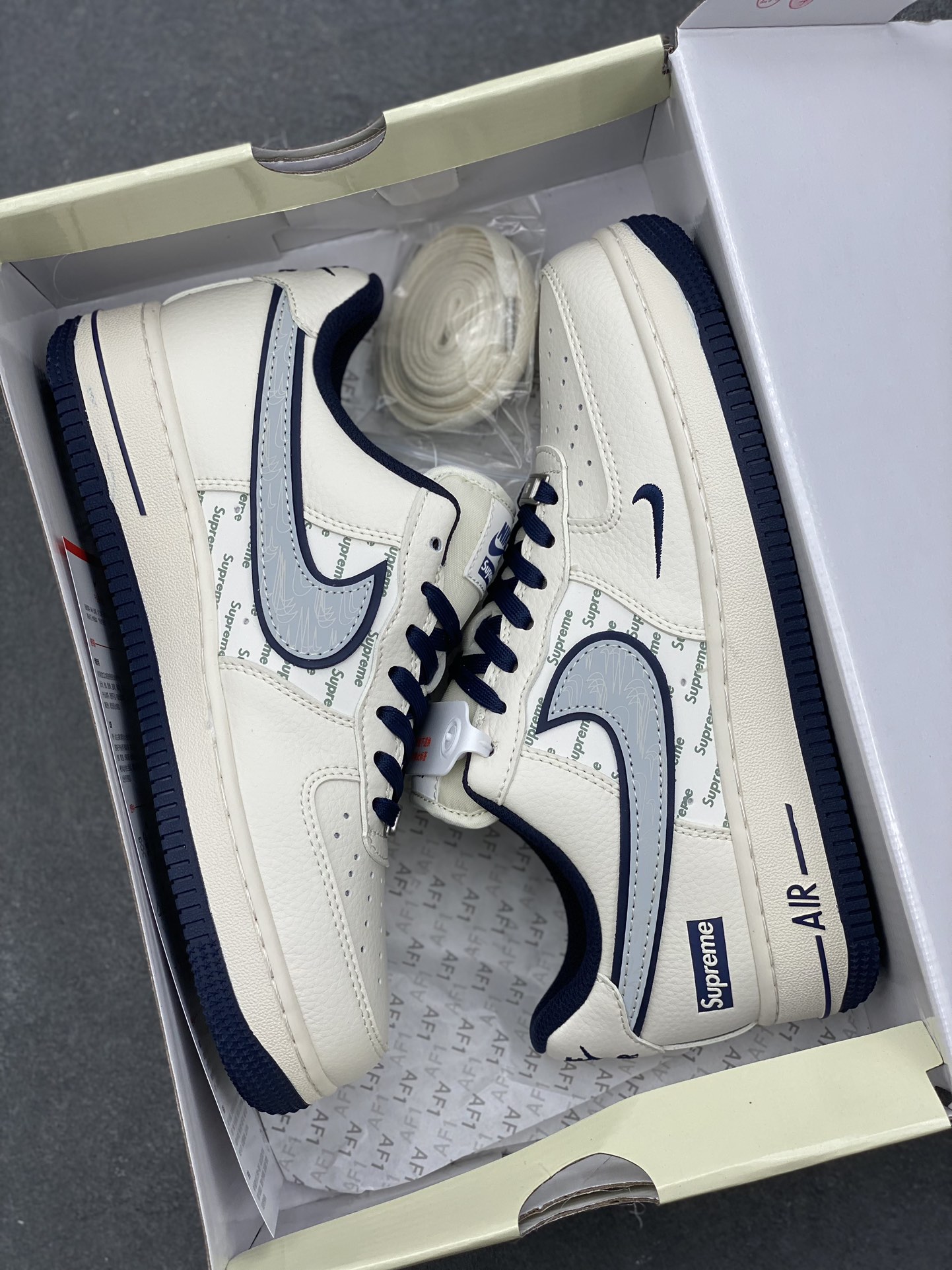 Nike Air Force 1 '07 Low Supreme Collab Sneakers - Blue Shadow 10 i1733728829 4713 6