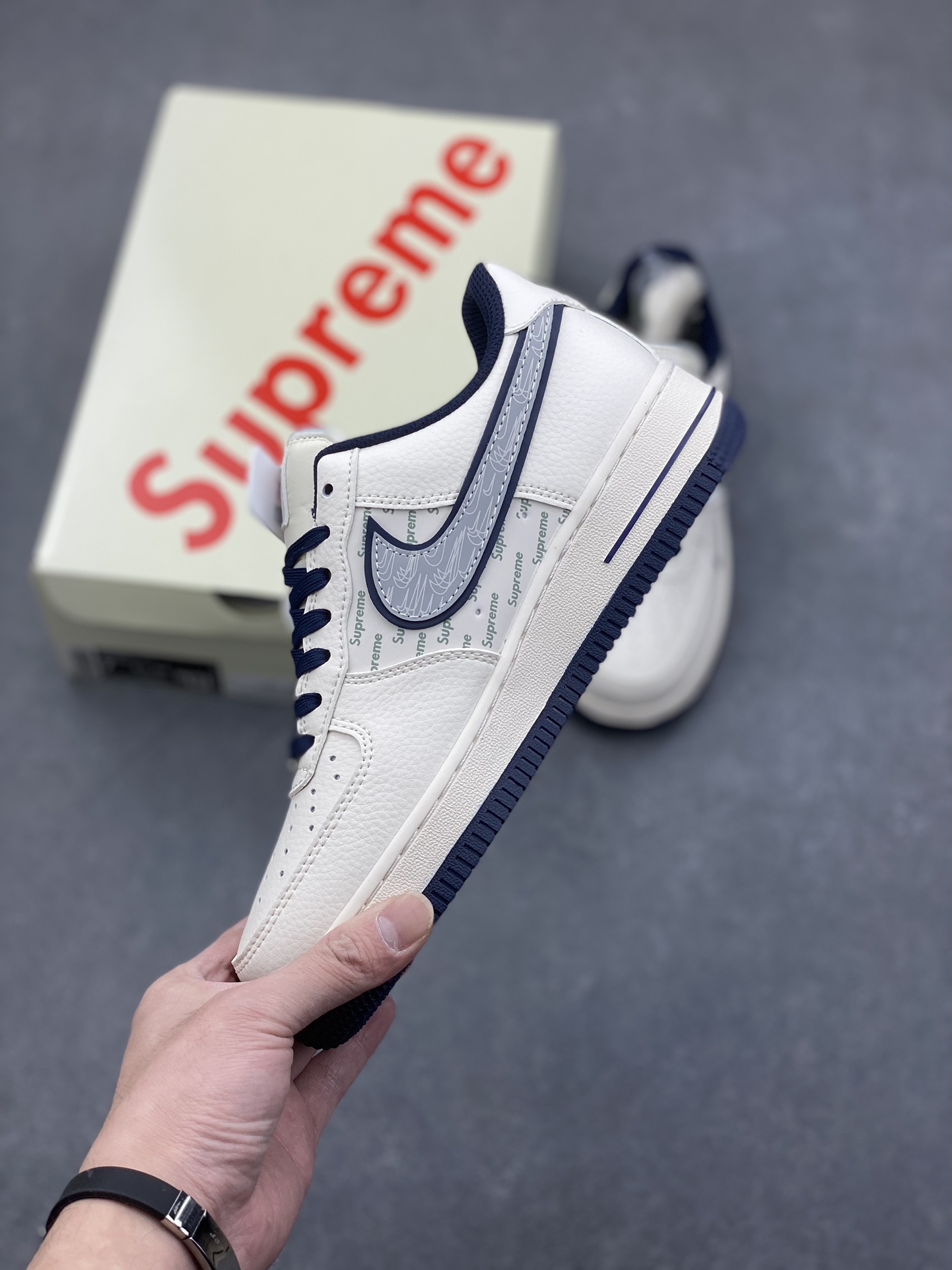 Nike Air Force 1 '07 Low Supreme Collab Sneakers - Blue Shadow 4 i1733728829 6567 2