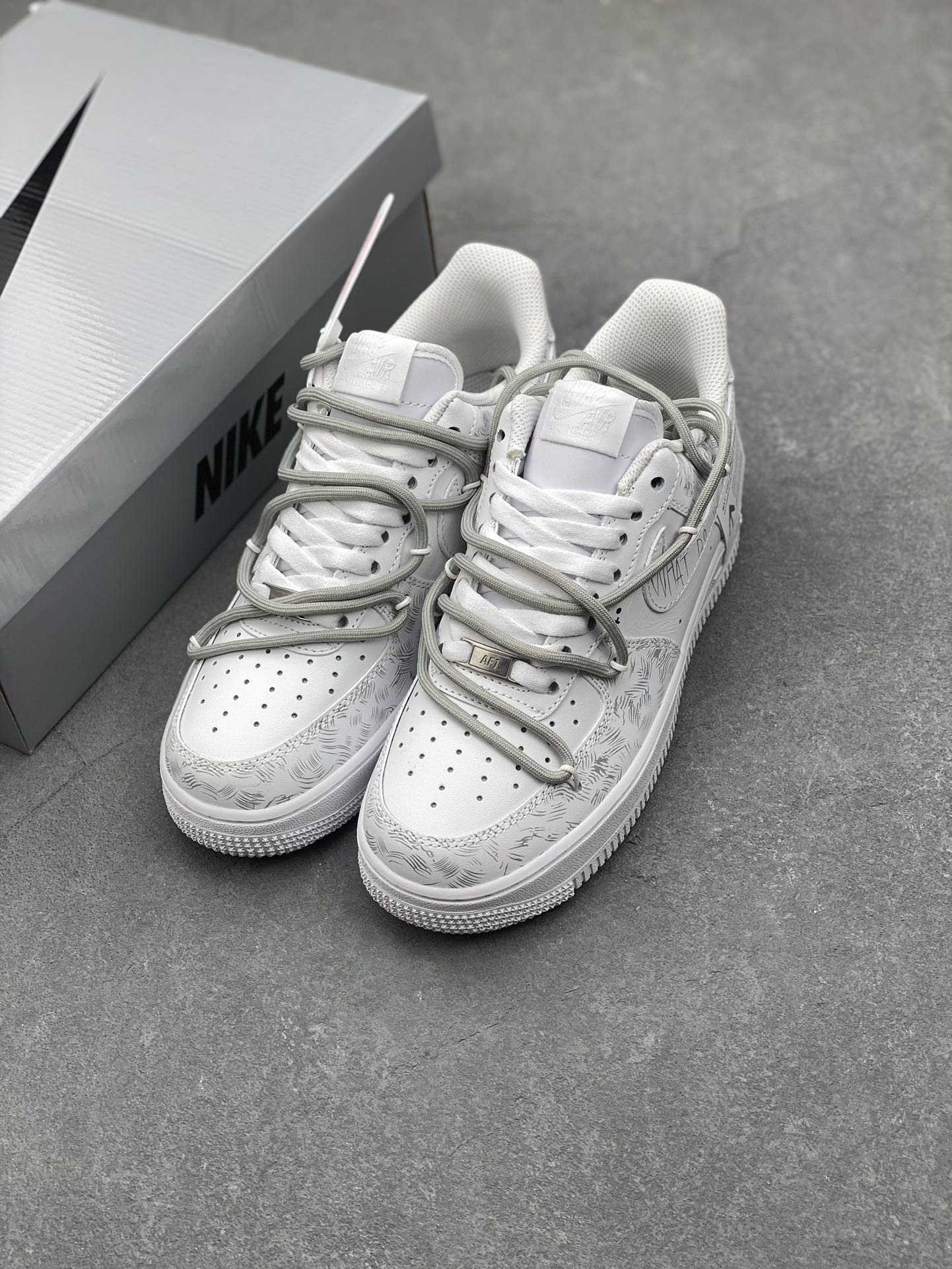 Nike Air Force 1 Low '07 'Love Declaration' Custom Sneakers 9 i1733728970 435 0
