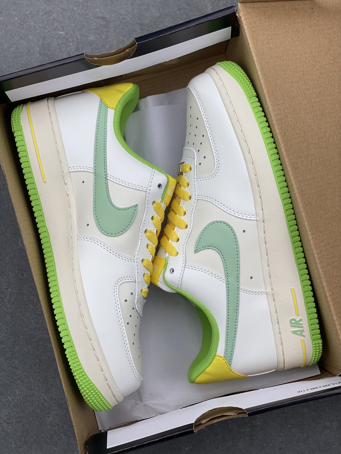 Nike Air Force 1 Low Retro Sneakers - White/Green/Yellow 10 i1733729061 5436 7