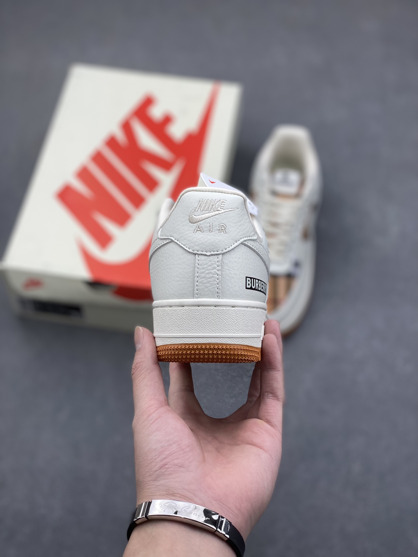 Nike Air Force 1 '07 Low Burberry Collab Sneakers - White/Yellow Plaid 5 i1733771802 1489 0