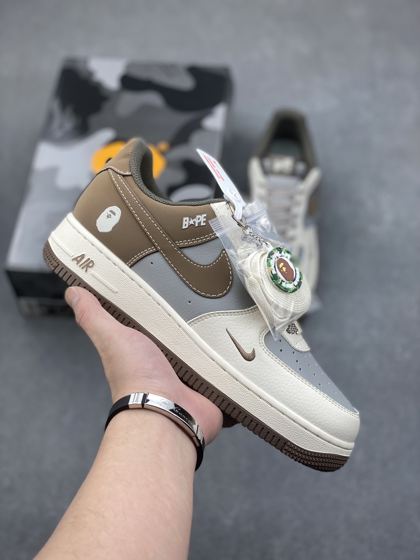 Nike Air Force 1 '07 Low Bape Collaboration - Stylish Comfort & Durability 2 i1733771969 8245 0