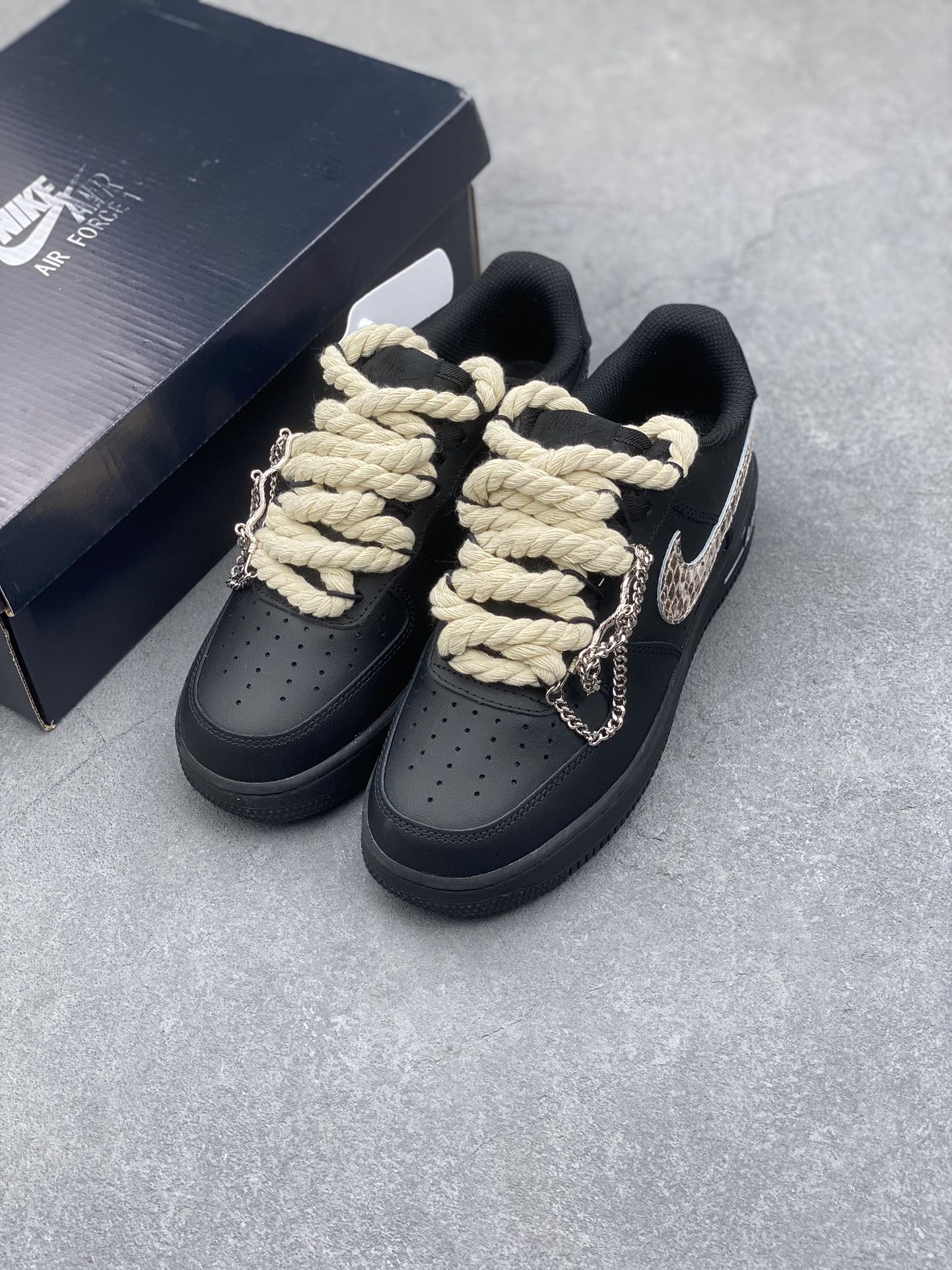 Nike Air Force 1 '07 Low Black Snake Casual Sneakers CW2288-001 9 i1733772222 8763 4