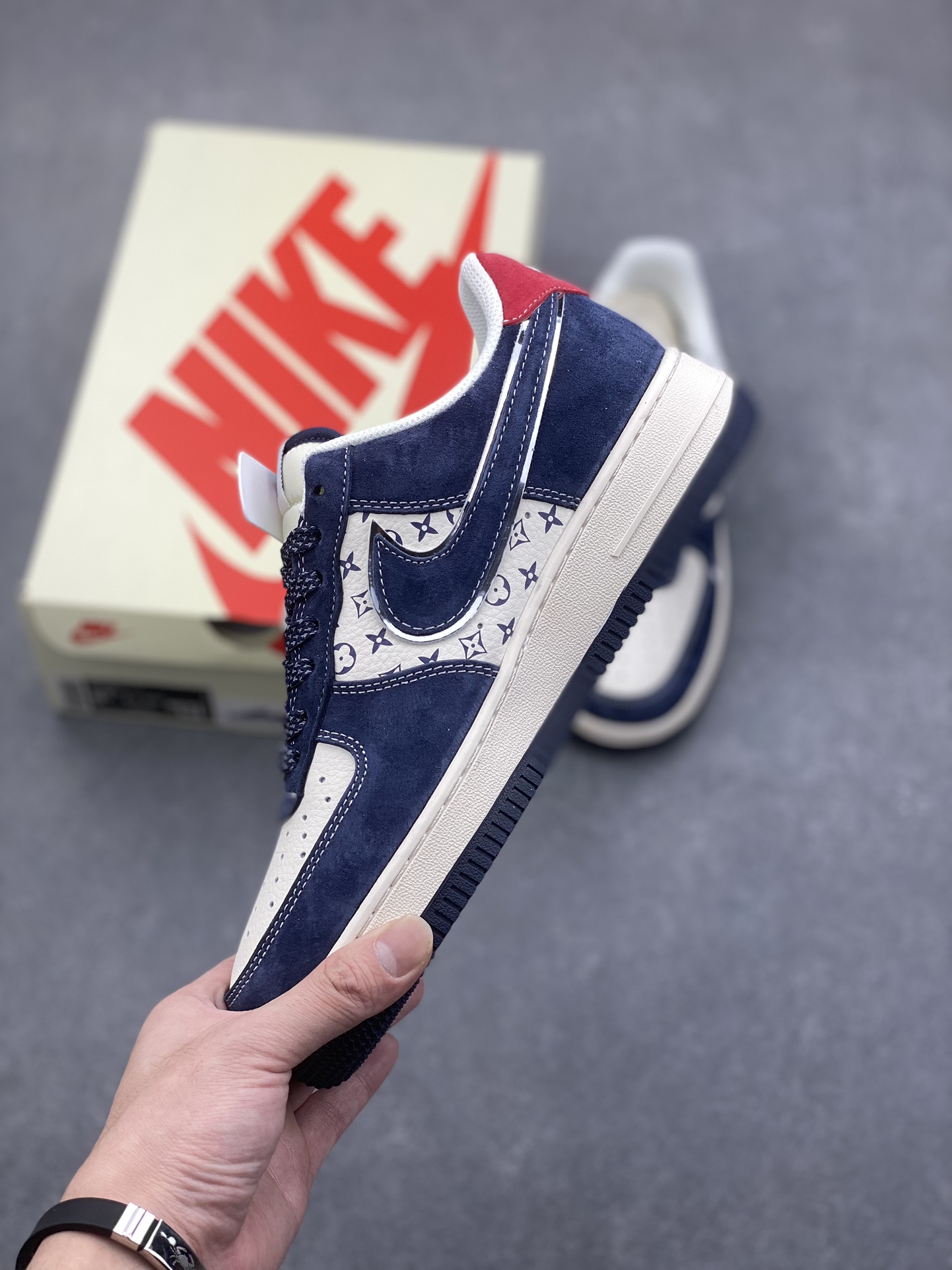 Nike Air Force 1 '07 Low Stussy Deep Blue Red Sneakers 4 i1733772415 8135 0