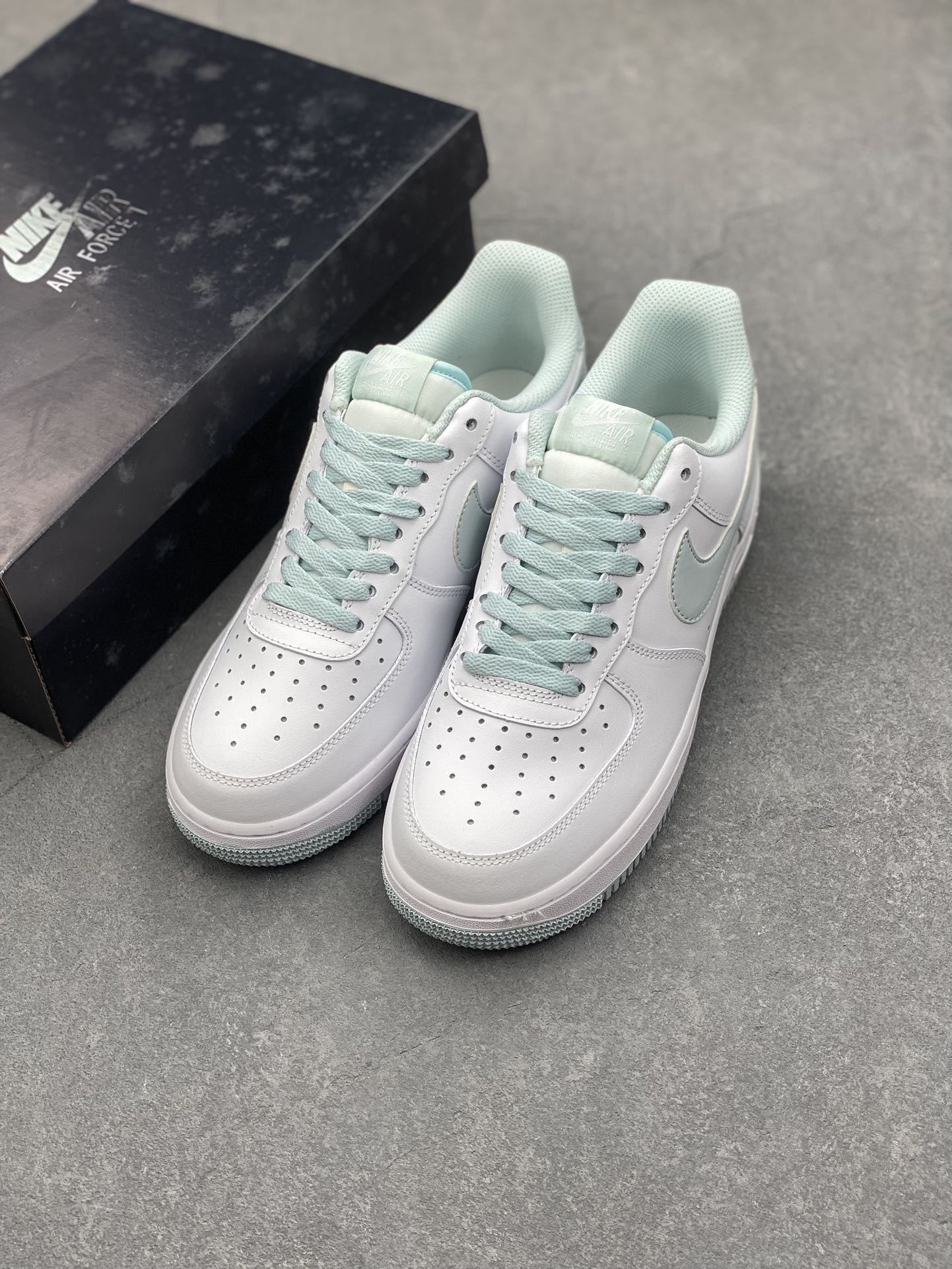 Nike Air Force 1 Low White Mint Foam Sneakers - Authentic Style 9 i1733772469 9402 6