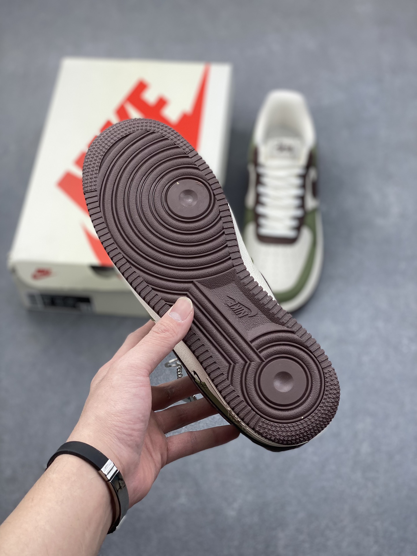 Nike Air Force 1 '07 Low Stussy Collab Green Brown Sneakers 7 i1733848984 4580 4
