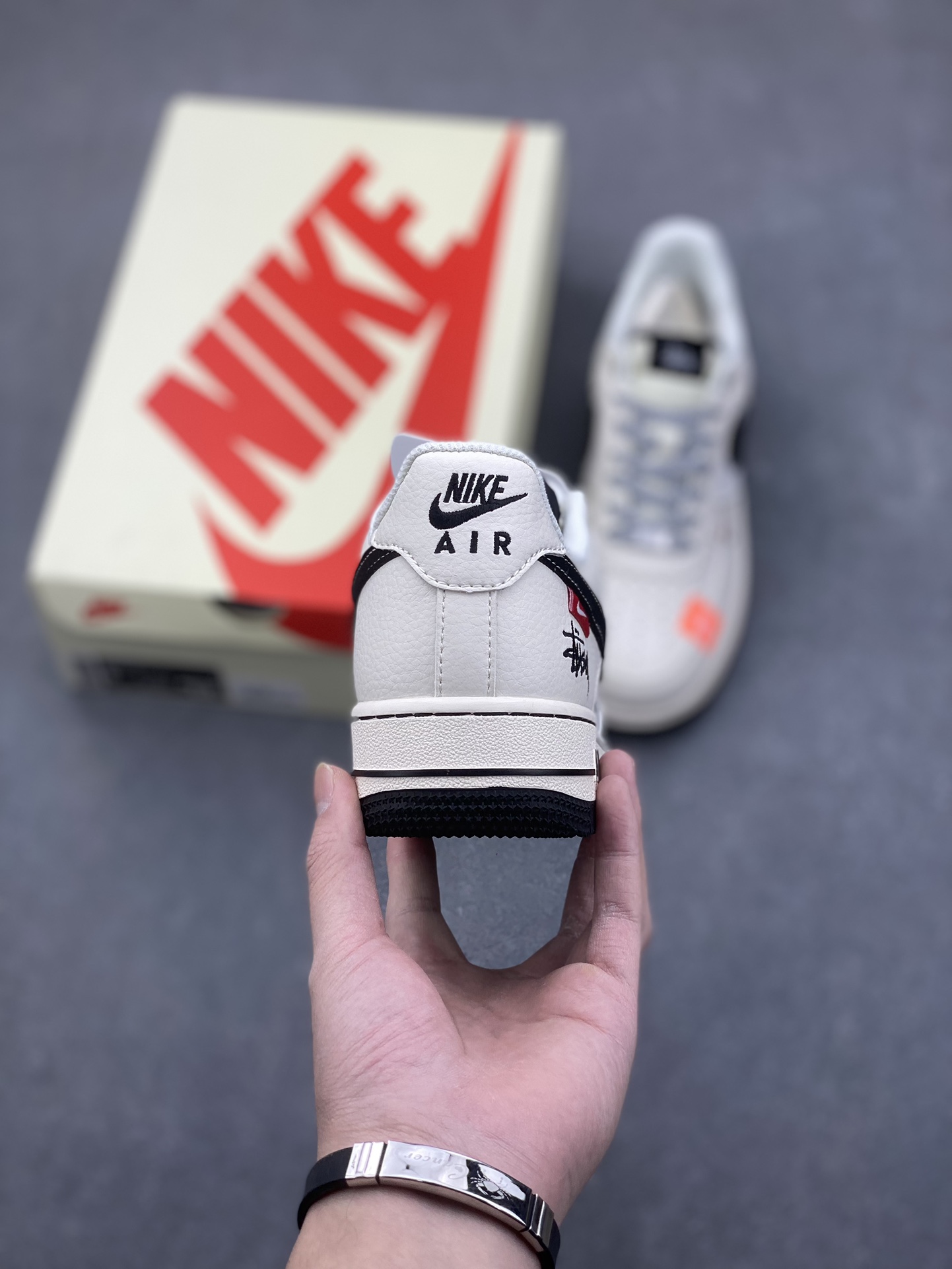 Nike Air Force 1 '07 Low Stussy Collab Sneakers - Limited Edition 5 i1733849037 5308 6