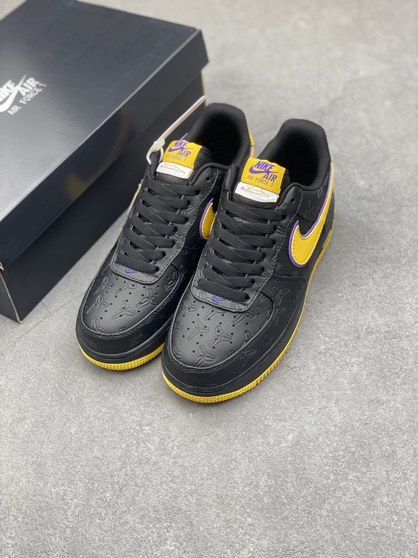 Nike Air Force 1 '07 Low Black Mamba Lakers Shoes HV5122-001 9 i1733849243 7803 6