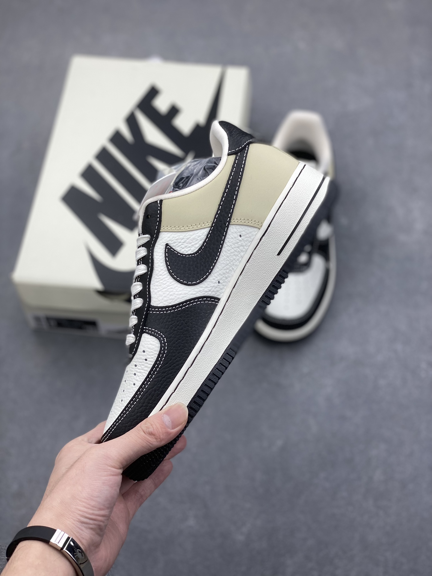 Nike Air Force 1 '07 Low The North Face Black Leather Sneakers 4 i1733936419 1308 0