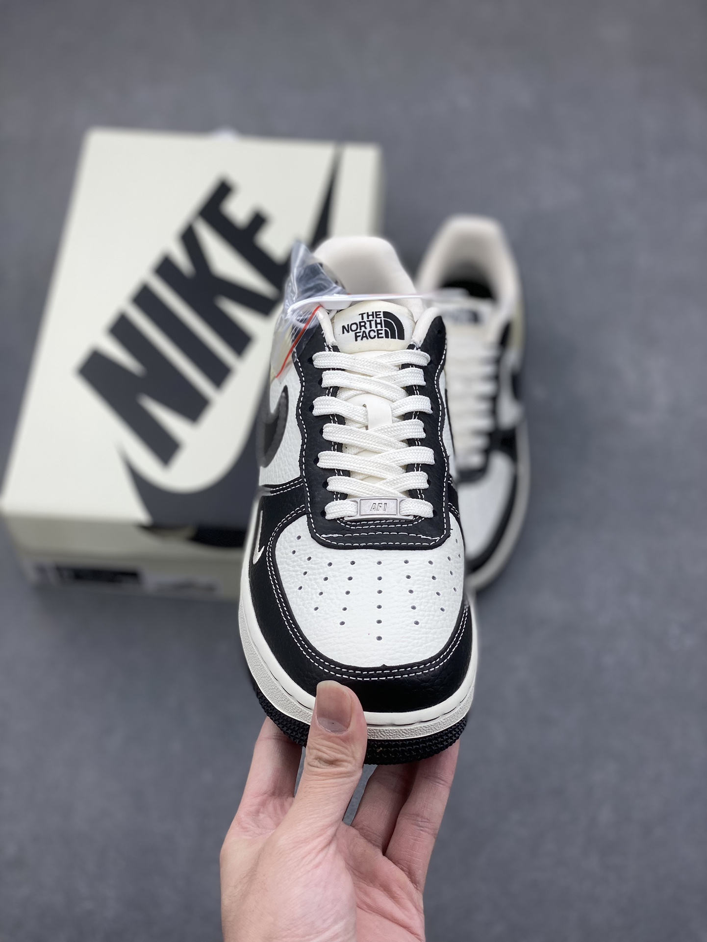 Nike Air Force 1 '07 Low The North Face Black Leather Sneakers 3 i1733936419 7751 1