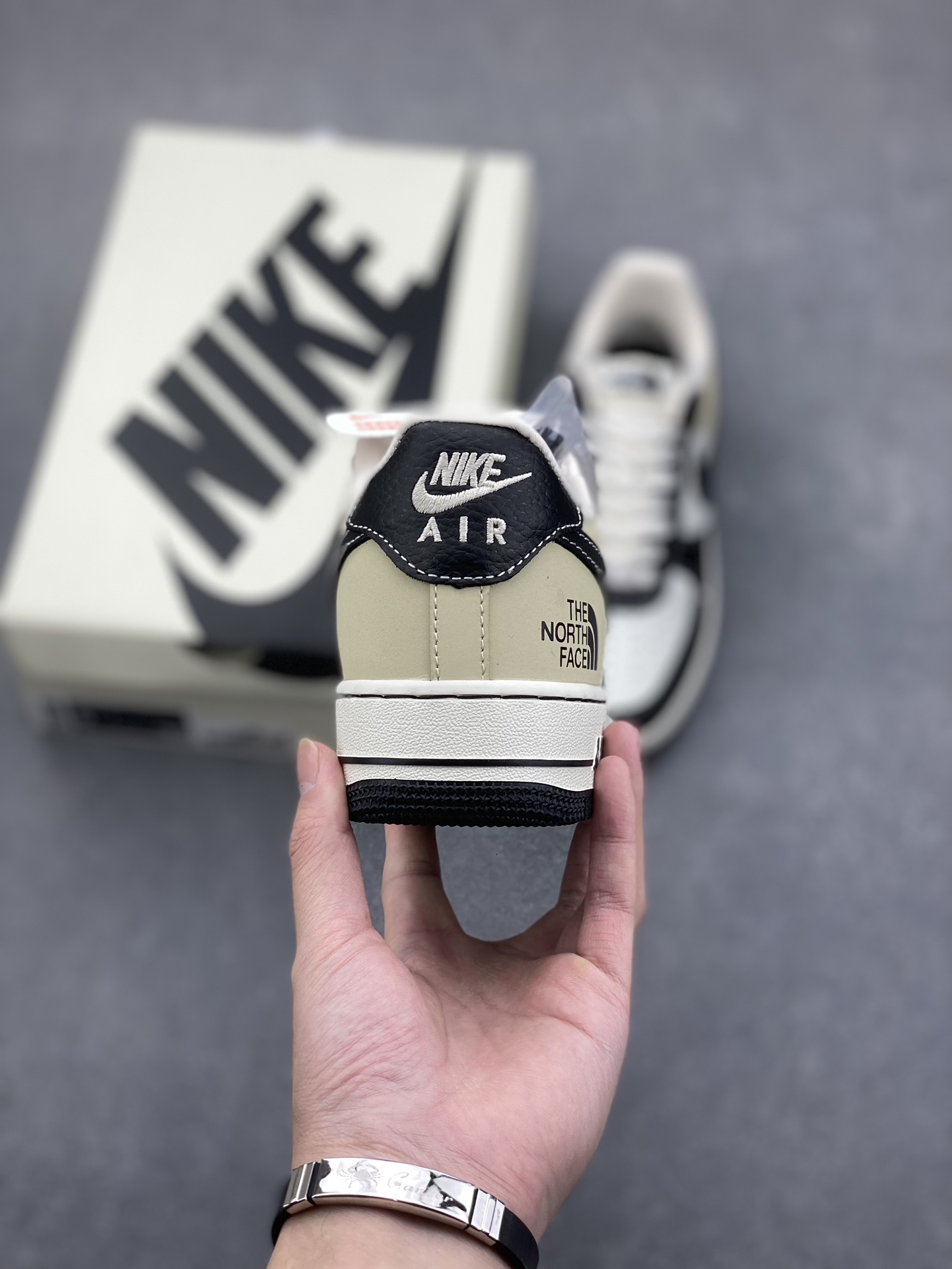 Nike Air Force 1 '07 Low The North Face Black Leather Sneakers 5 i1733936419 8682 4