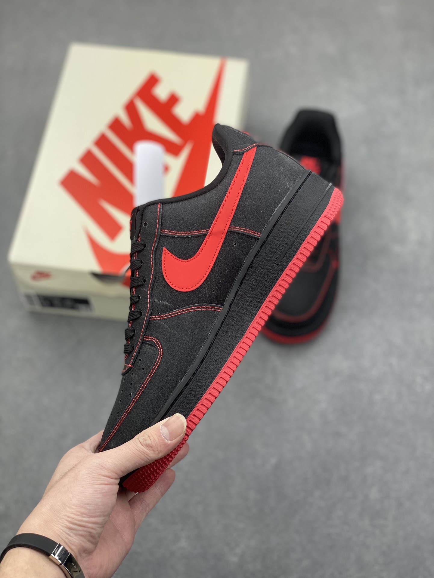Nike Air Force 1 '07 Low Black/Red Stitching Casual Sneakers DF0188-015 4 i1734072704 4760 8