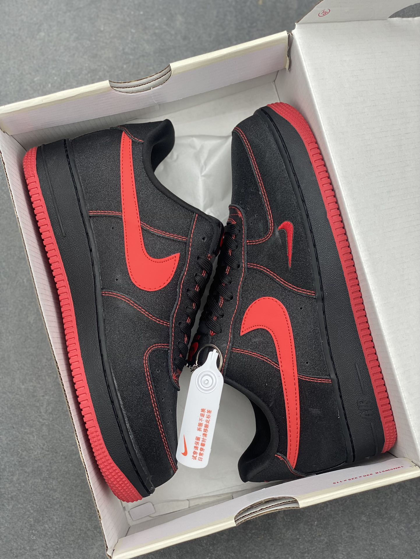 Nike Air Force 1 '07 Low Black/Red Stitching Casual Sneakers DF0188-015 10 i1734072704 8795 2