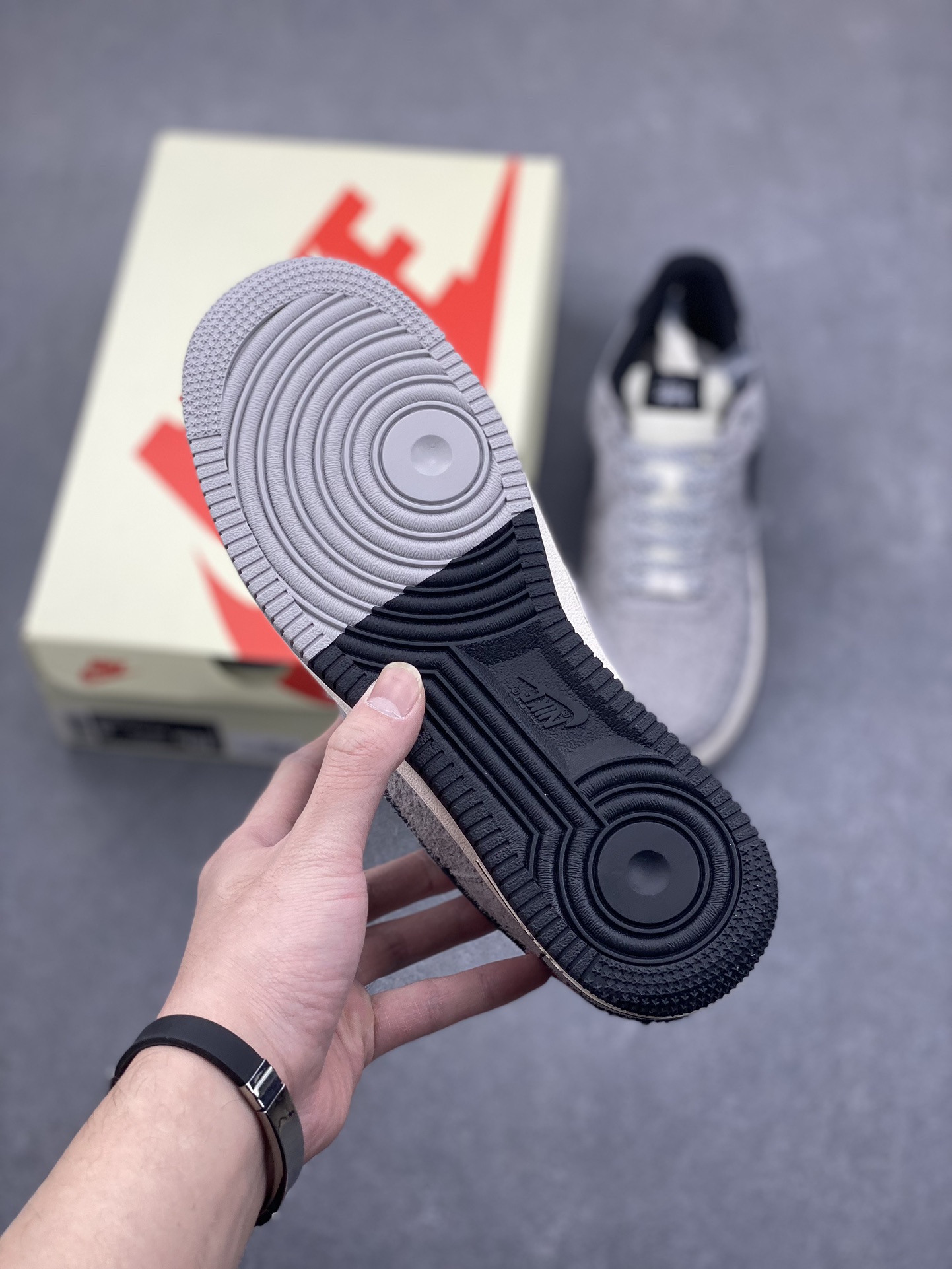 Nike Air Force 1 '07 Low Gray Sneakers Limited Edition - Company Grade 7 i1734072759 9699 7