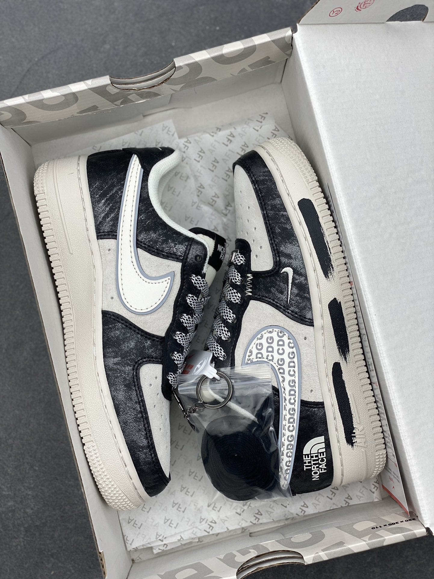 Nike Air Force 1 '07 Low The North Face Collab Sneakers - Limited Edition 10 i1734196269 6960 6