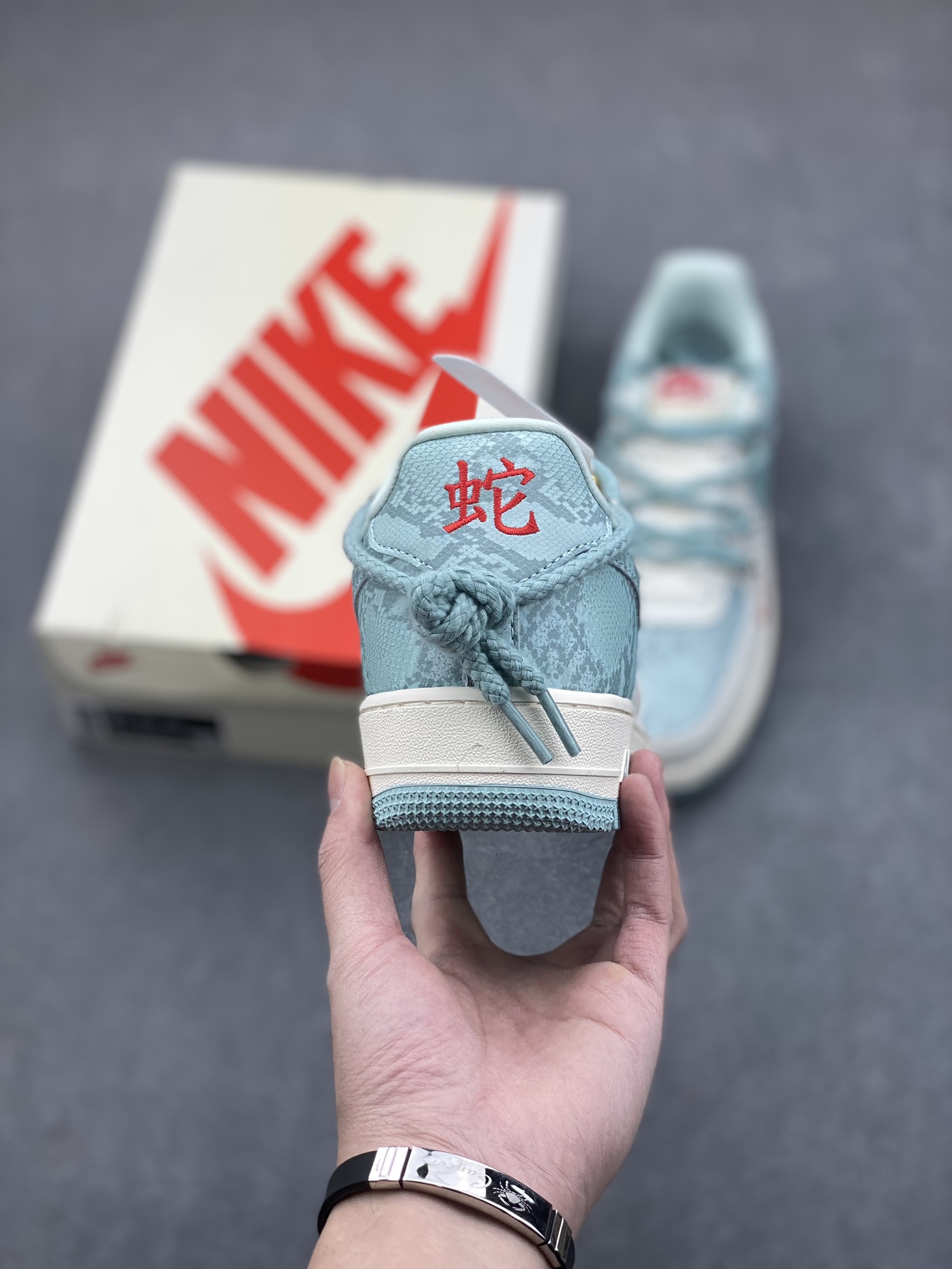 Nike Air Force 1 '07 Low 'Green Snake' Limited Edition Sneakers 5 i1734196309 9843 0