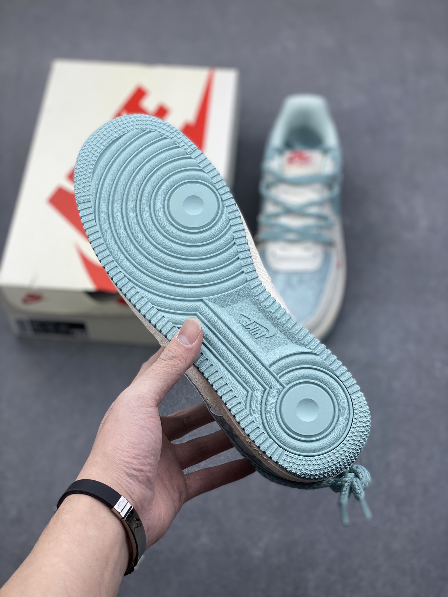 Nike Air Force 1 '07 Low 'Green Snake' Limited Edition Sneakers 6 i1734196310 4072 3