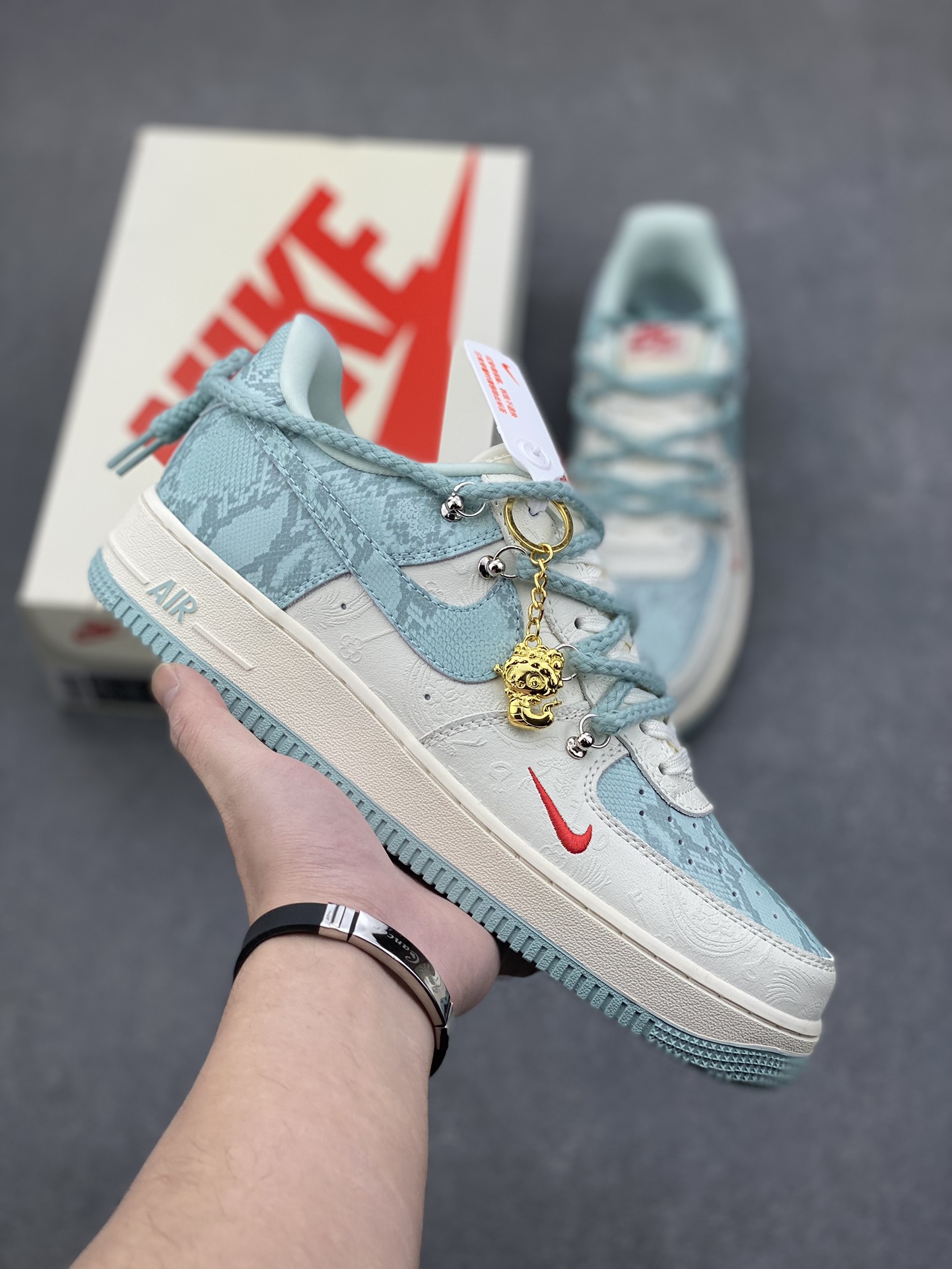 Nike Air Force 1 '07 Low 'Green Snake' Limited Edition Sneakers 2 i1734196310 9082 1