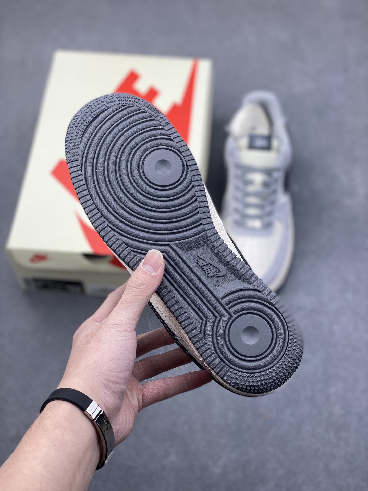 Nike Air Force 1 '07 Low Stussy Collab Sneakers - Gray Tones and Custom Details 7 i1734196463 3224 1