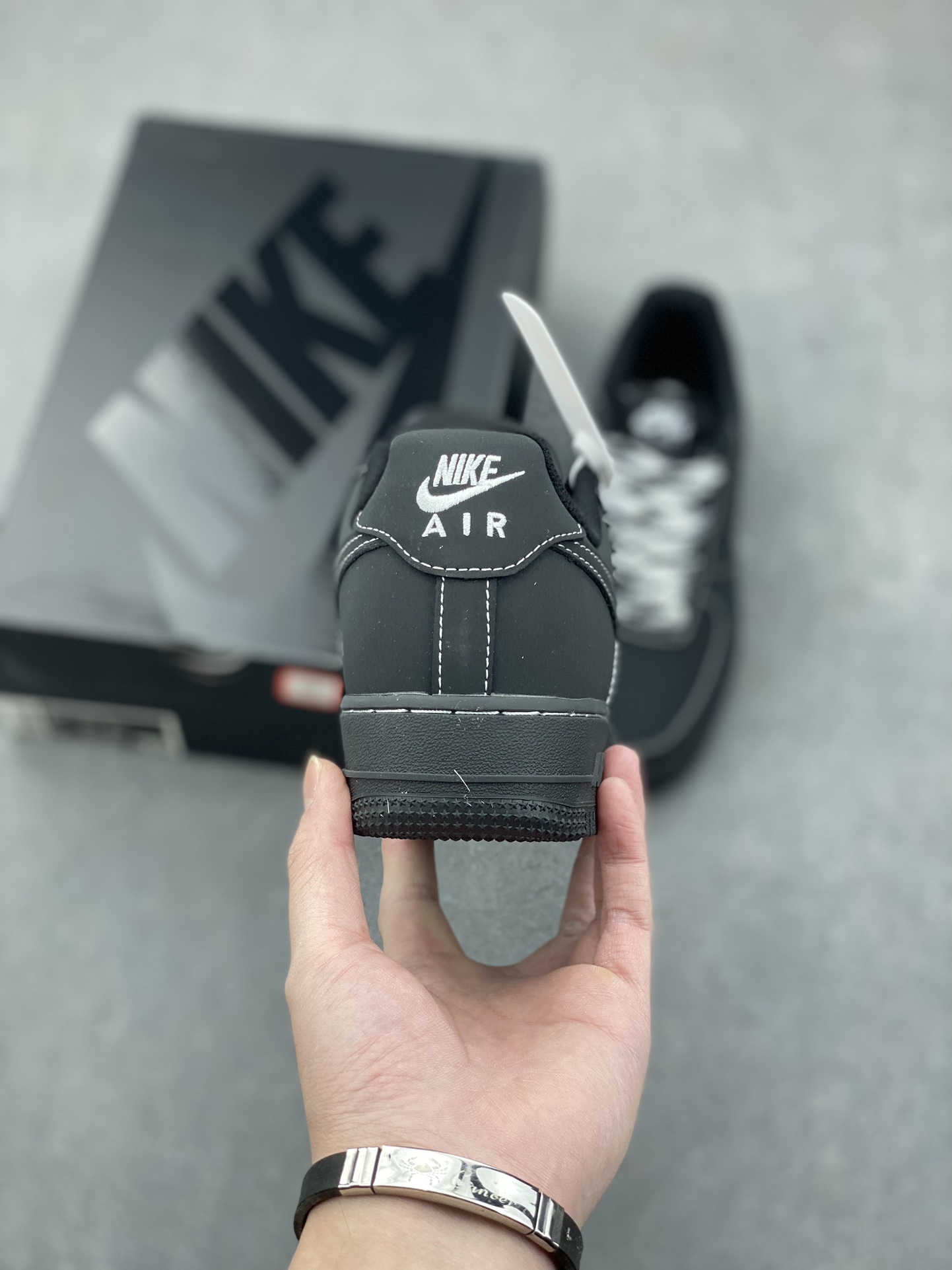 Nike Air Force 1 '07 Low Black - Premium Comfort & Style 5 i1734280372 3781 3