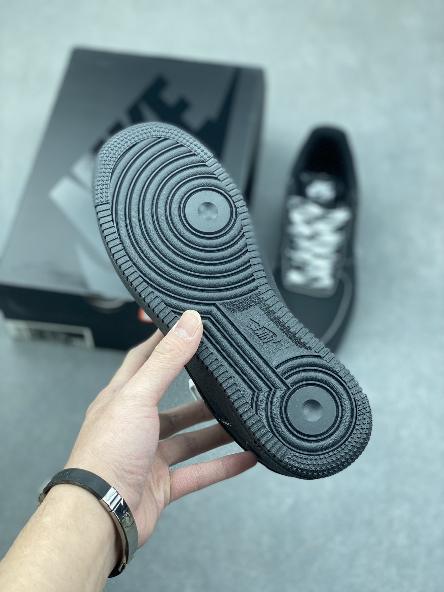 Nike Air Force 1 '07 Low Black - Premium Comfort & Style 7 i1734280372 7659 7
