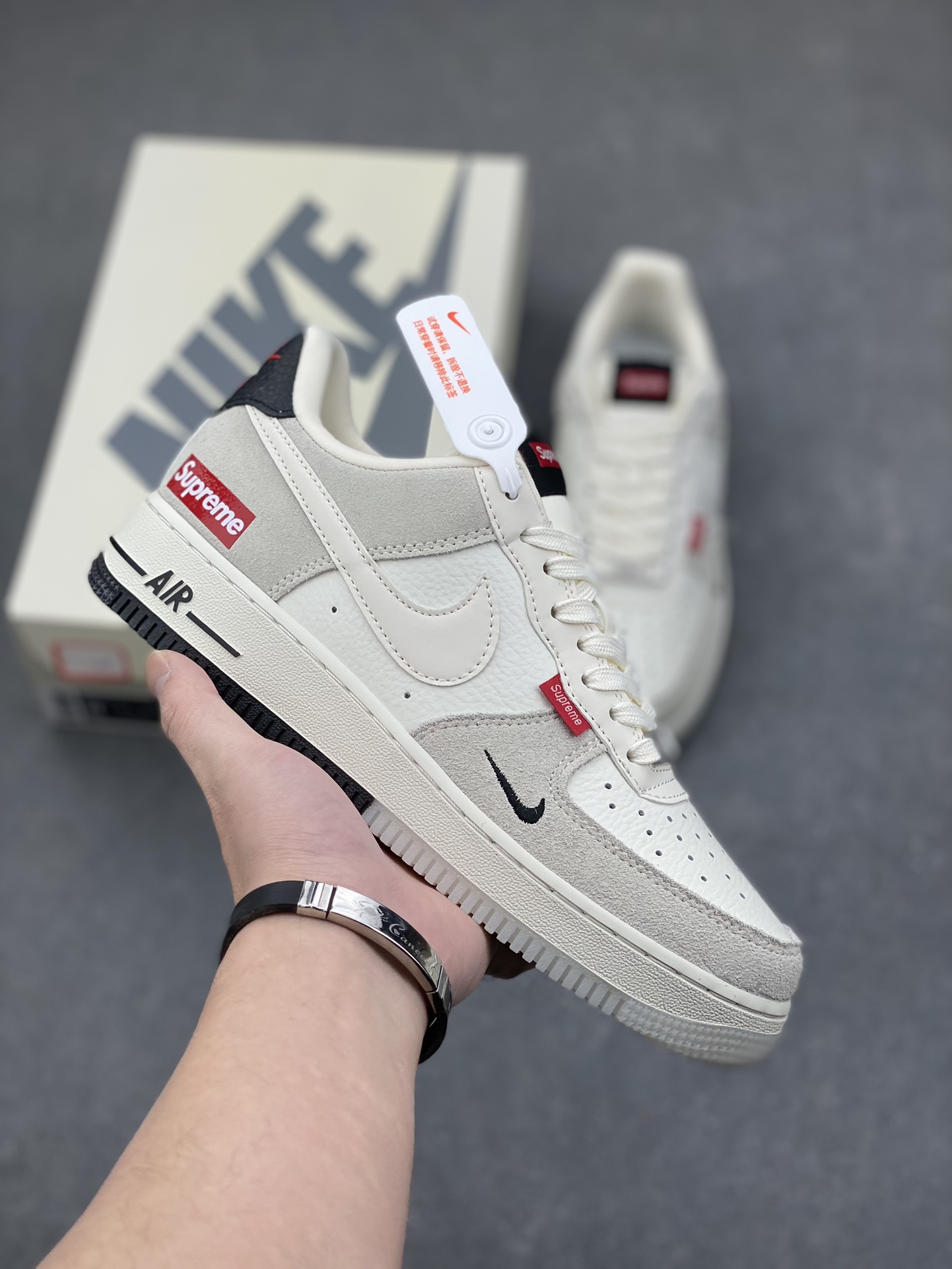 Nike Air Force 1 '07 Low Supreme Collaboration - Grey Woven Sneakers 2 i1734280504 2154 5