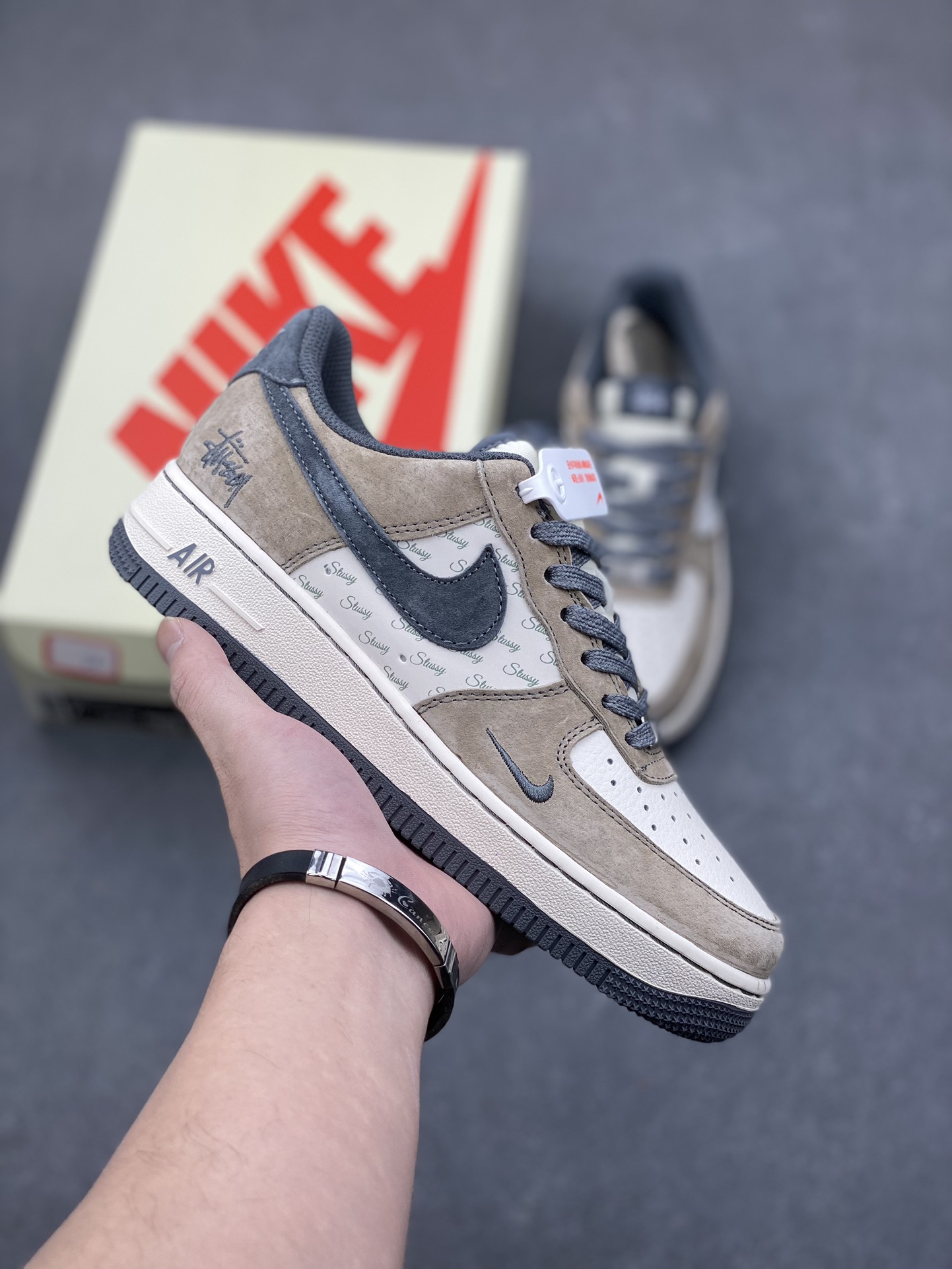 Nike Air Force 1 '07 Low Stussy 'Sheepskin Brown' Limited Edition 2 i1734280604 6140 3