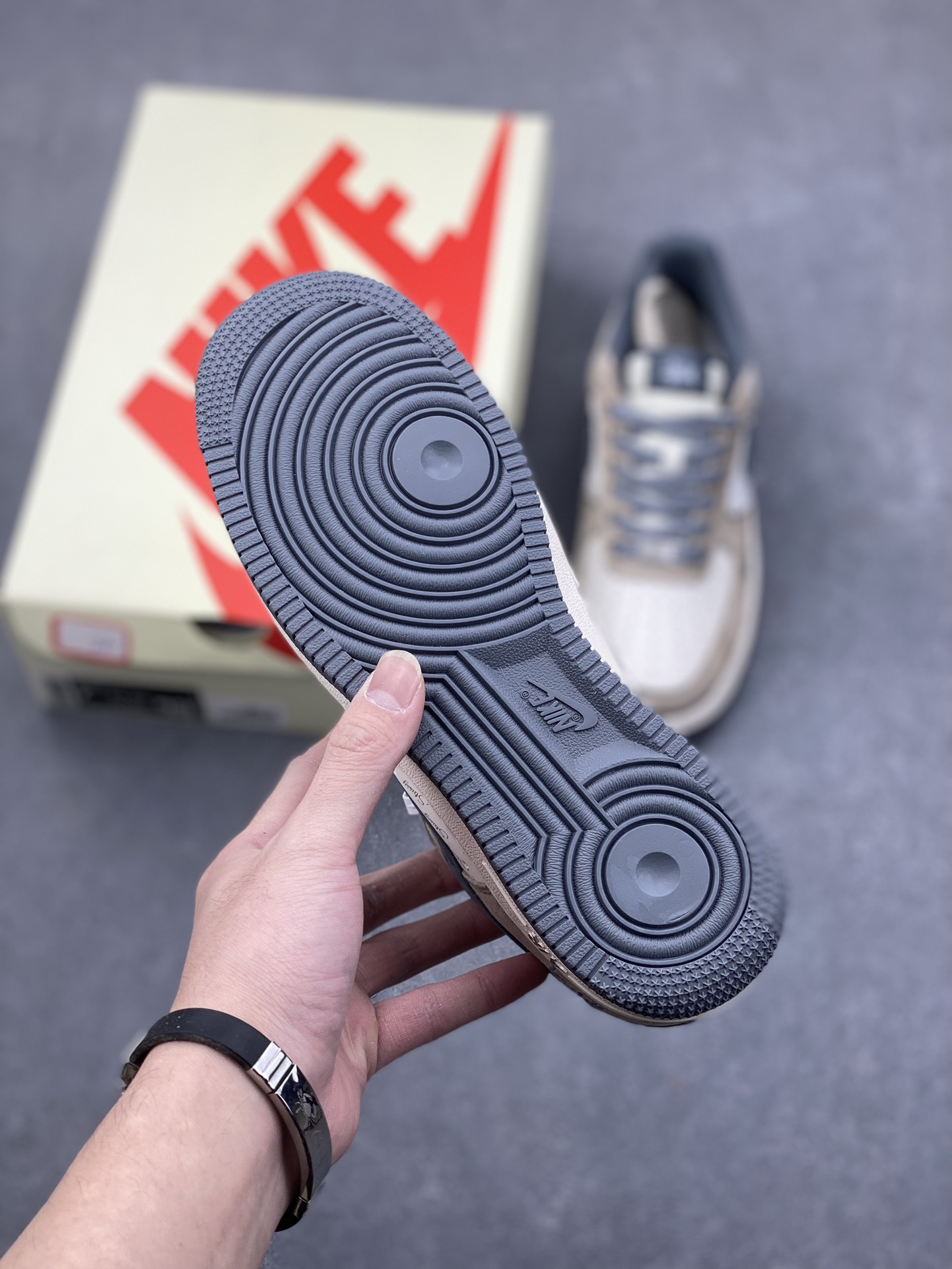 Nike Air Force 1 '07 Low Stussy 'Sheepskin Brown' Limited Edition 7 i1734280604 9501 1