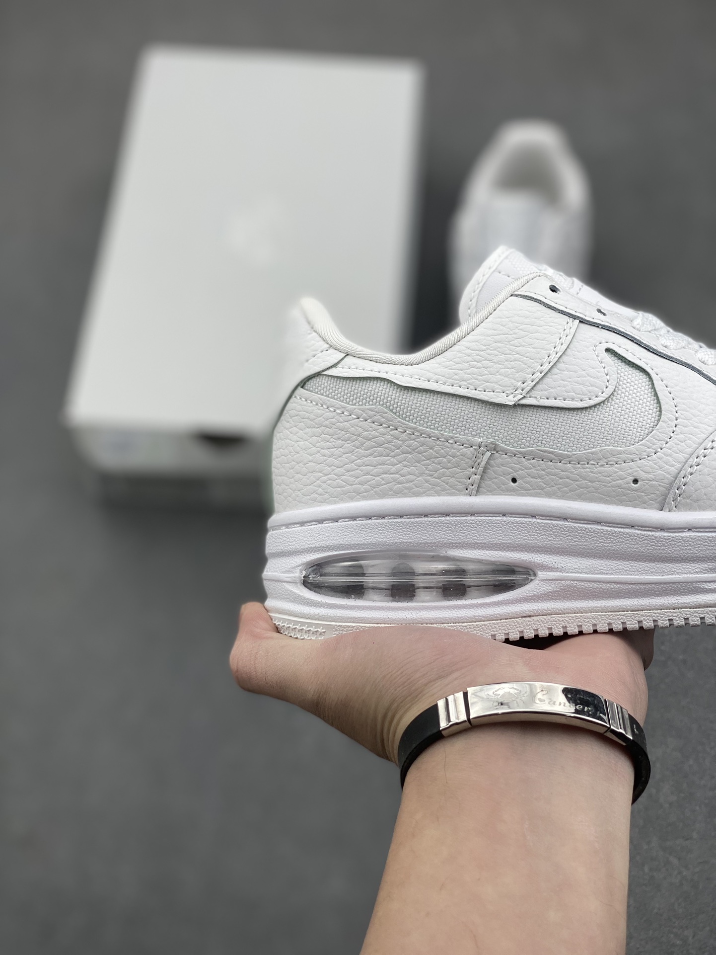 Nike Air Force 1 '07 Low White Leather Cushioned Sneakers HF3630-500 6 i1734366905 2122 6