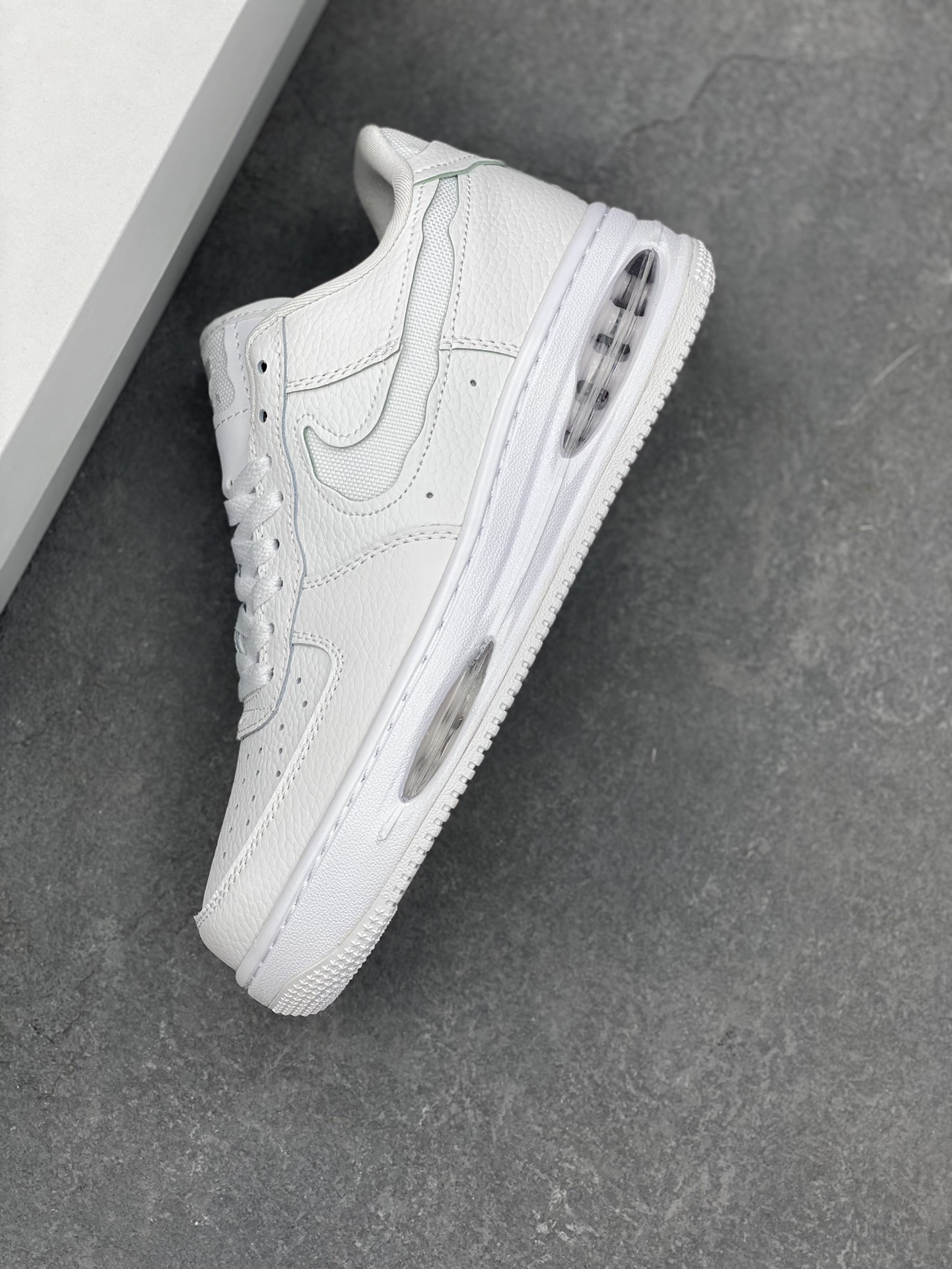 Nike Air Force 1 '07 Low White Leather Cushioned Sneakers HF3630-500 8 i1734366905 3172 2