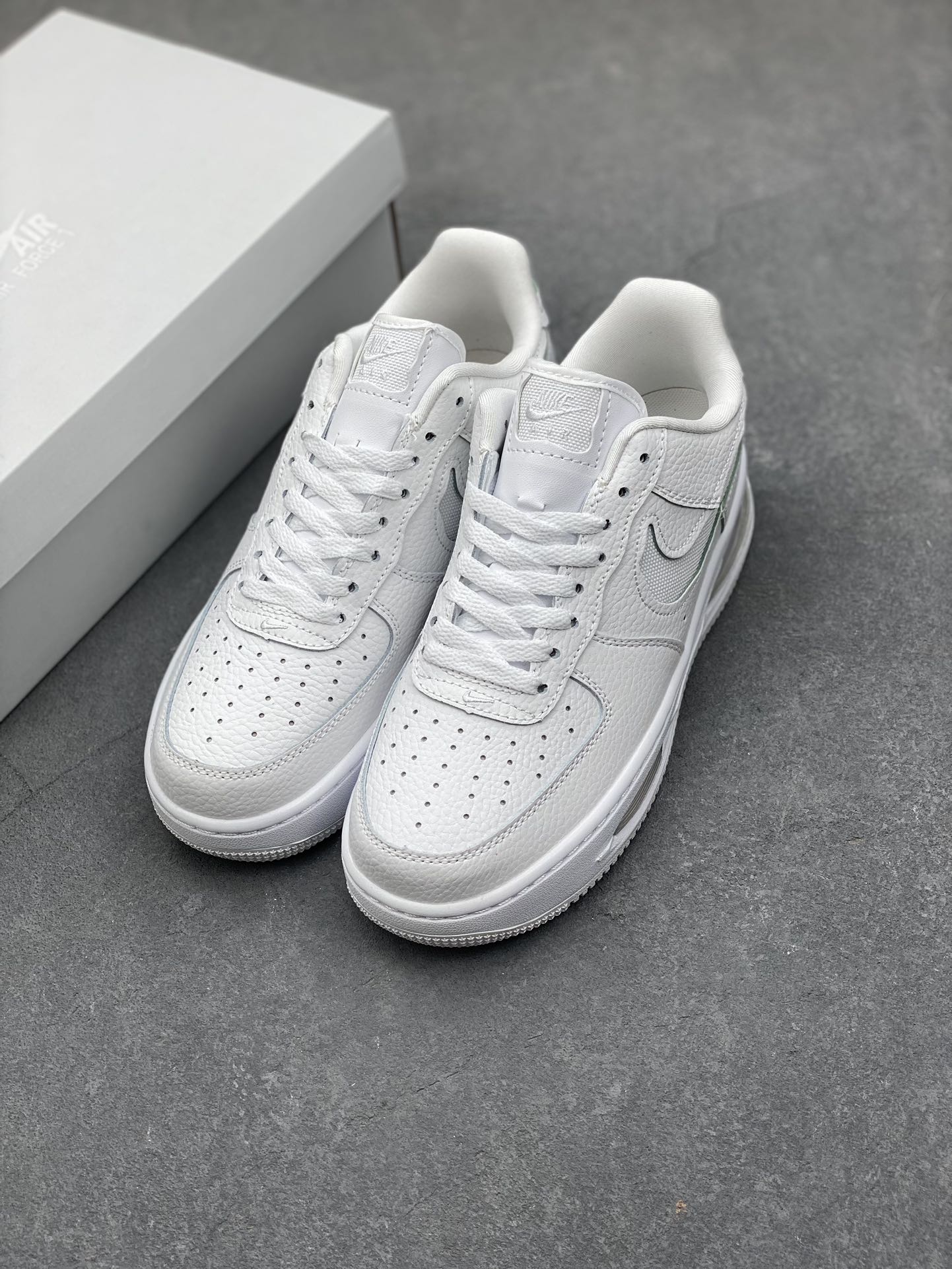 Nike Air Force 1 '07 Low White Leather Cushioned Sneakers HF3630-500 9 i1734366905 5089 5