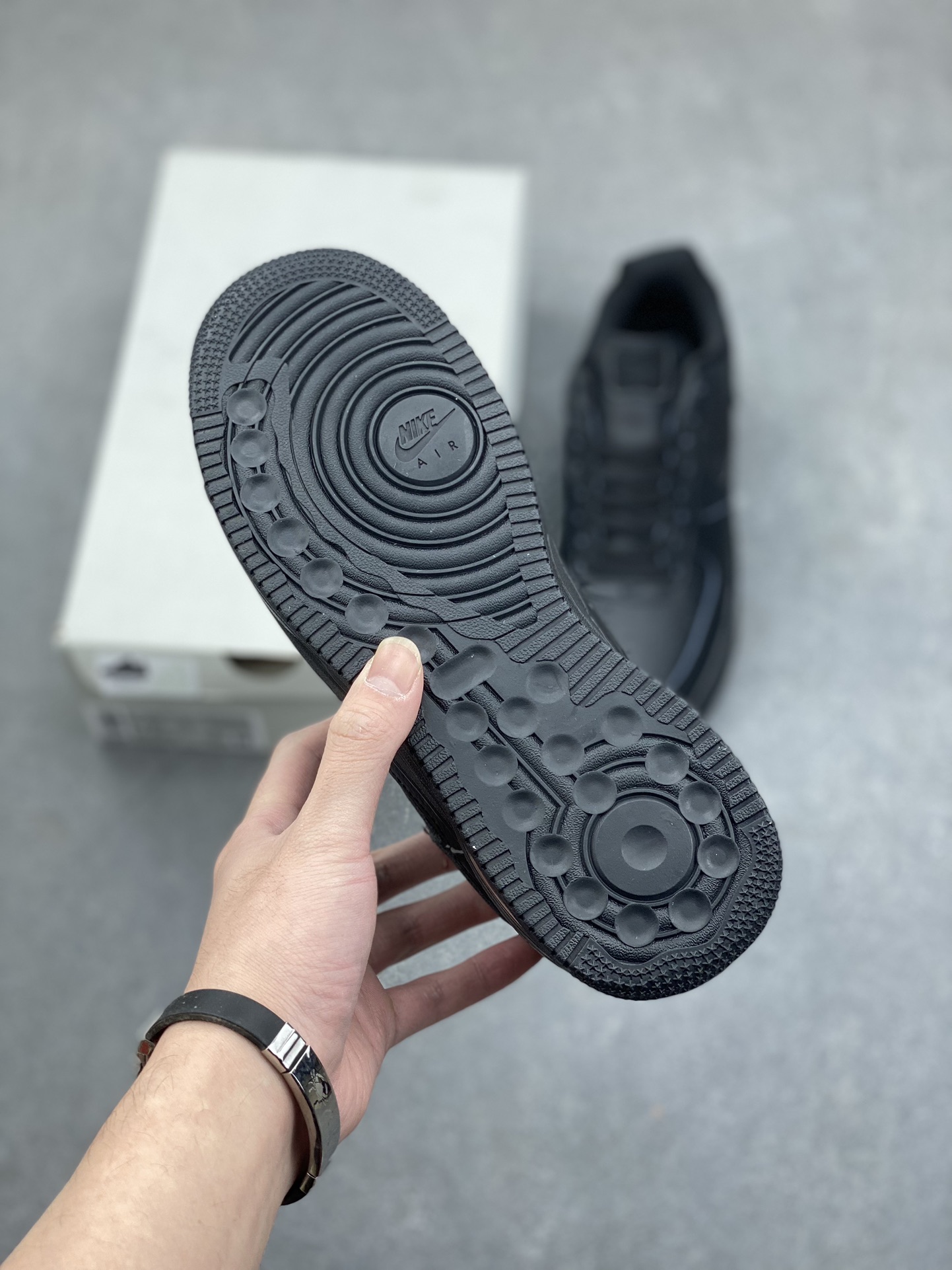 Nike Air Force 1 '07 Low Black Cushioned Sneakers HF3630-600 7 i1734367001 6431 4