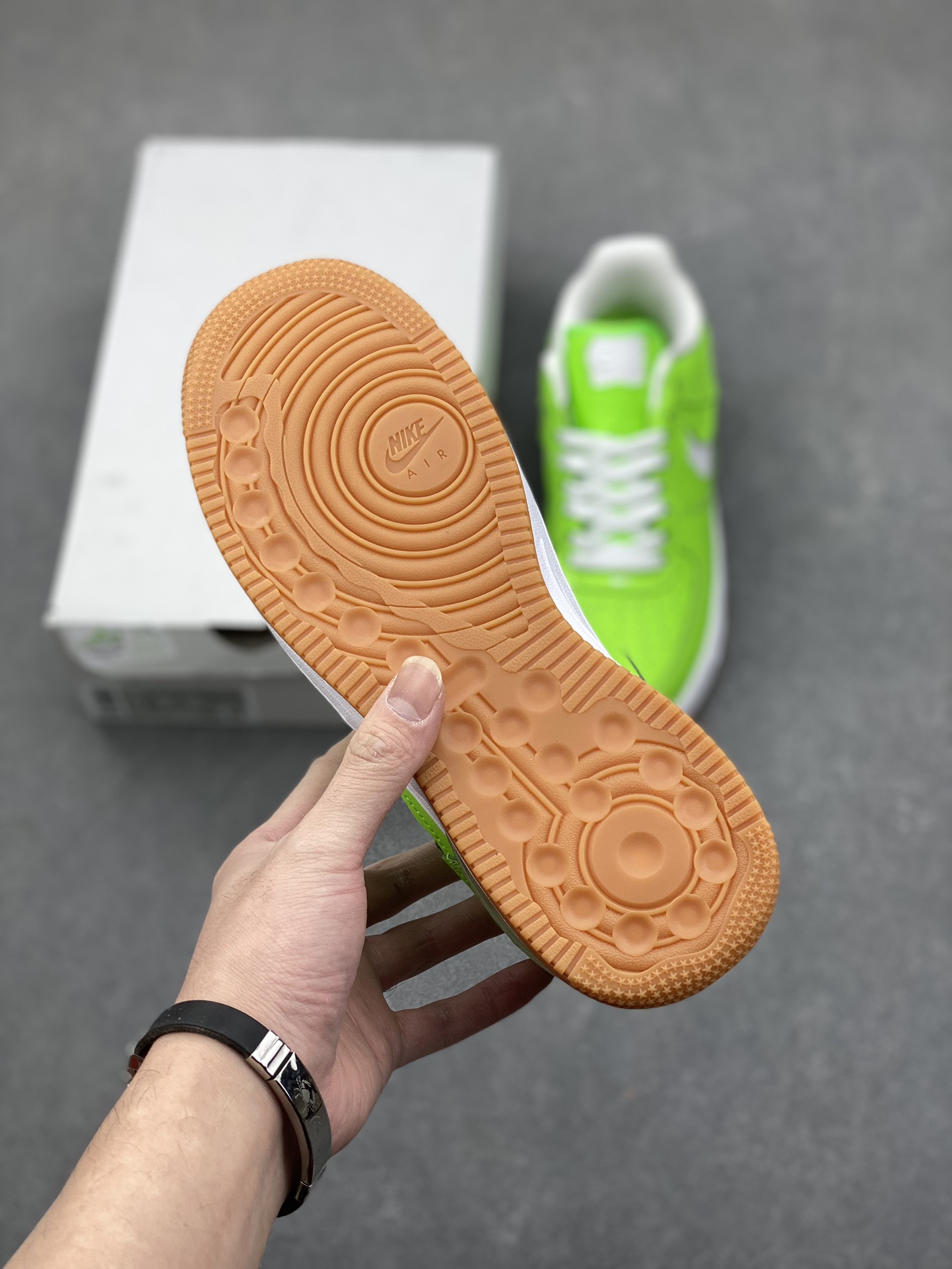 Nike Air Force 1 '07 Low Lime Green/White Sneakers HF3630-300 7 i1734367048 5714 3
