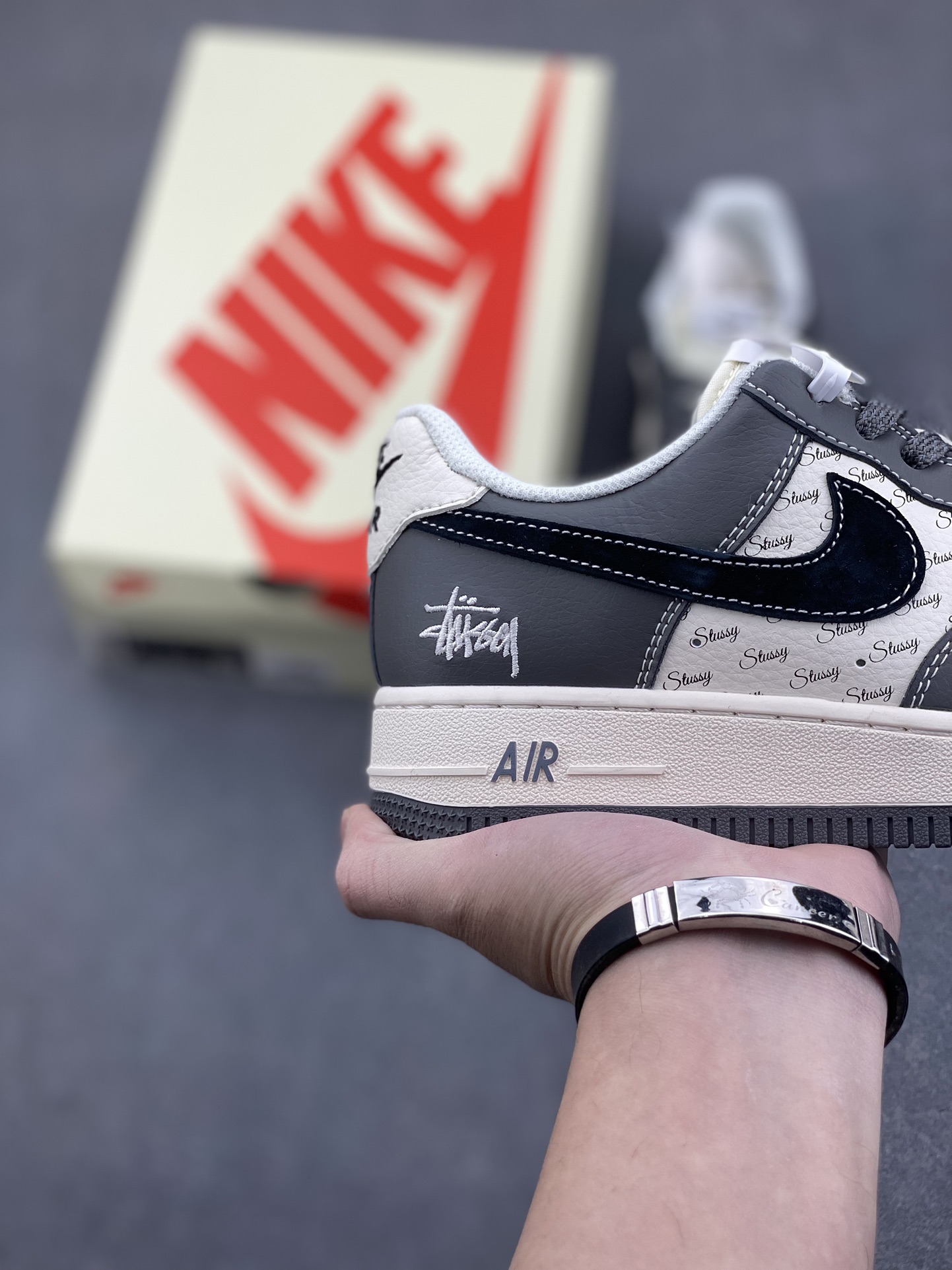 Nike Air Force 1 '07 Low Stussy Collaboration - Nebula Gray Sneakers 6 i1734367620 8183 6