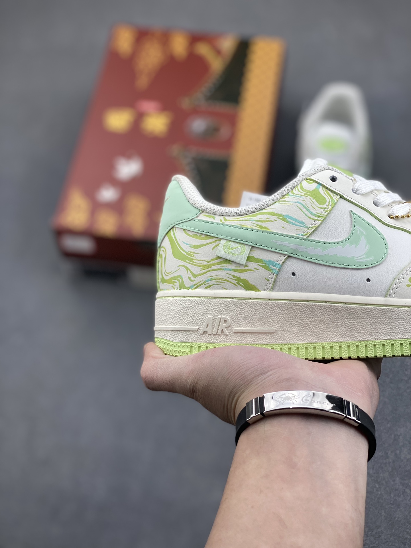 Nike Air Force 1 Low 'Green Snake' Limited Edition Green and White Sneakers 6 i1734453505 4862 1