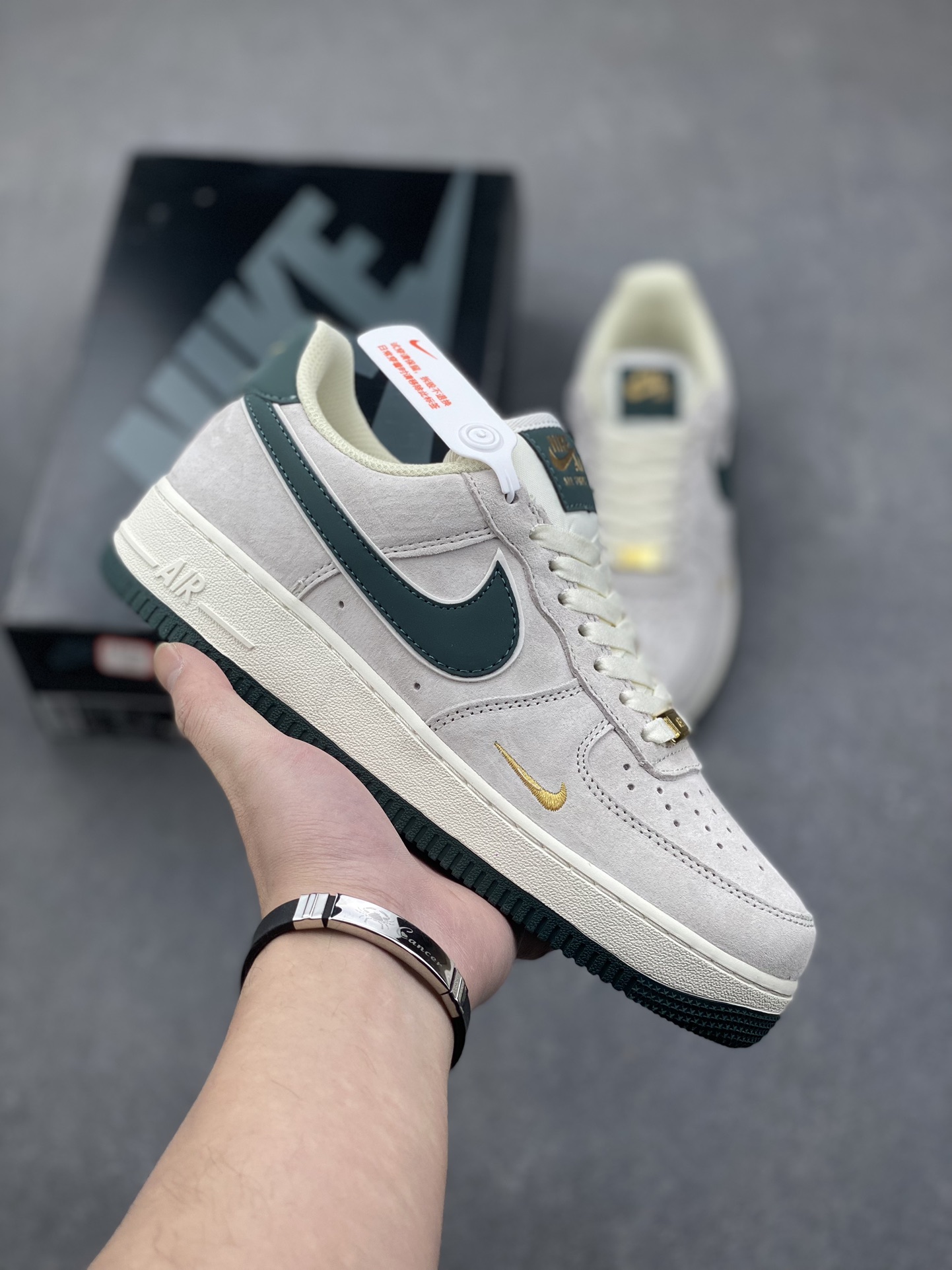 Nike Air Force 1 Low '07 Green Suede Sneakers 2 i1734453933 5953 1