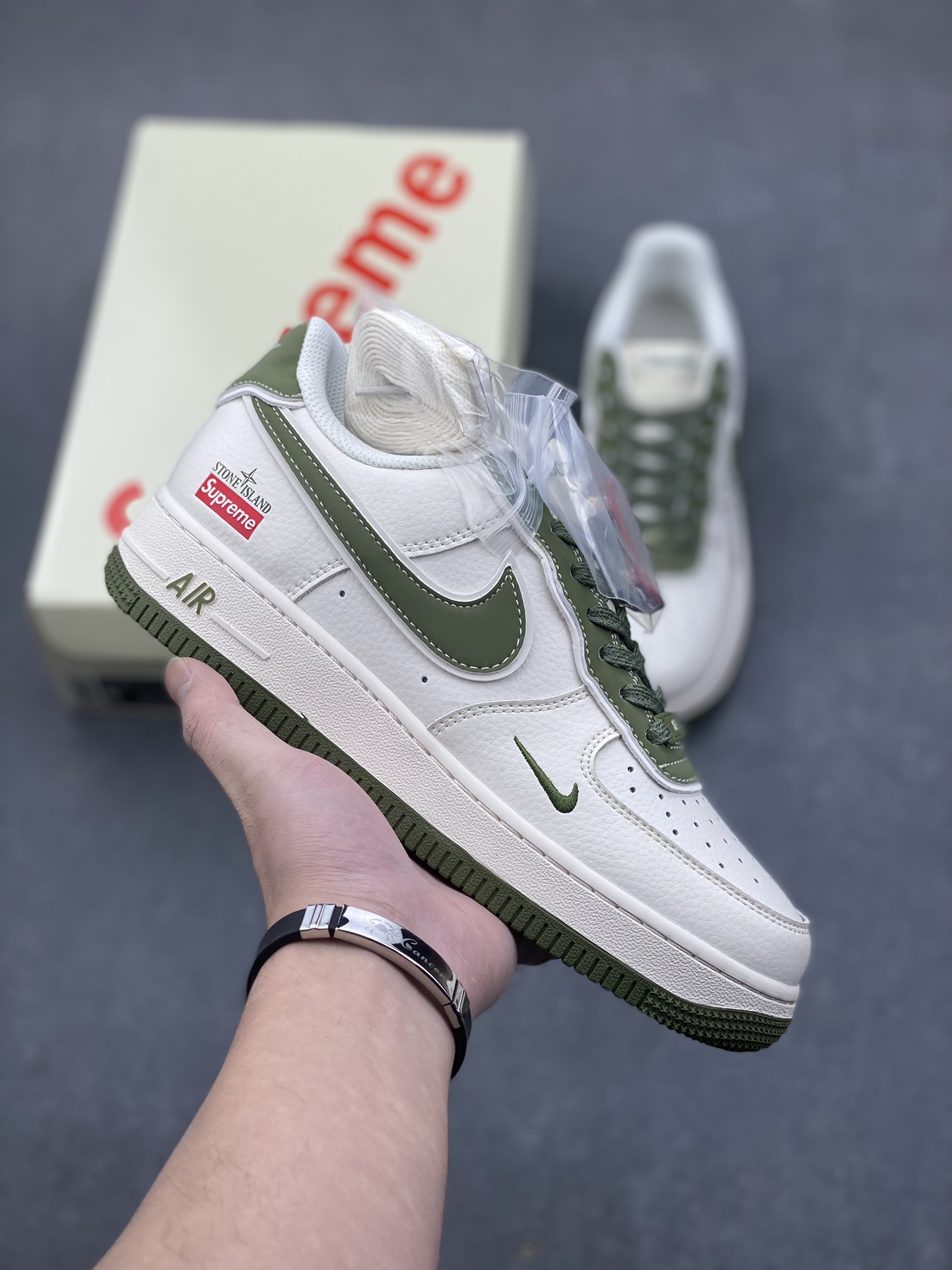 Nike Air Force 1 '07 Low Stone Island Supreme Collab - Olive Green 2 i1734454101 5871 3