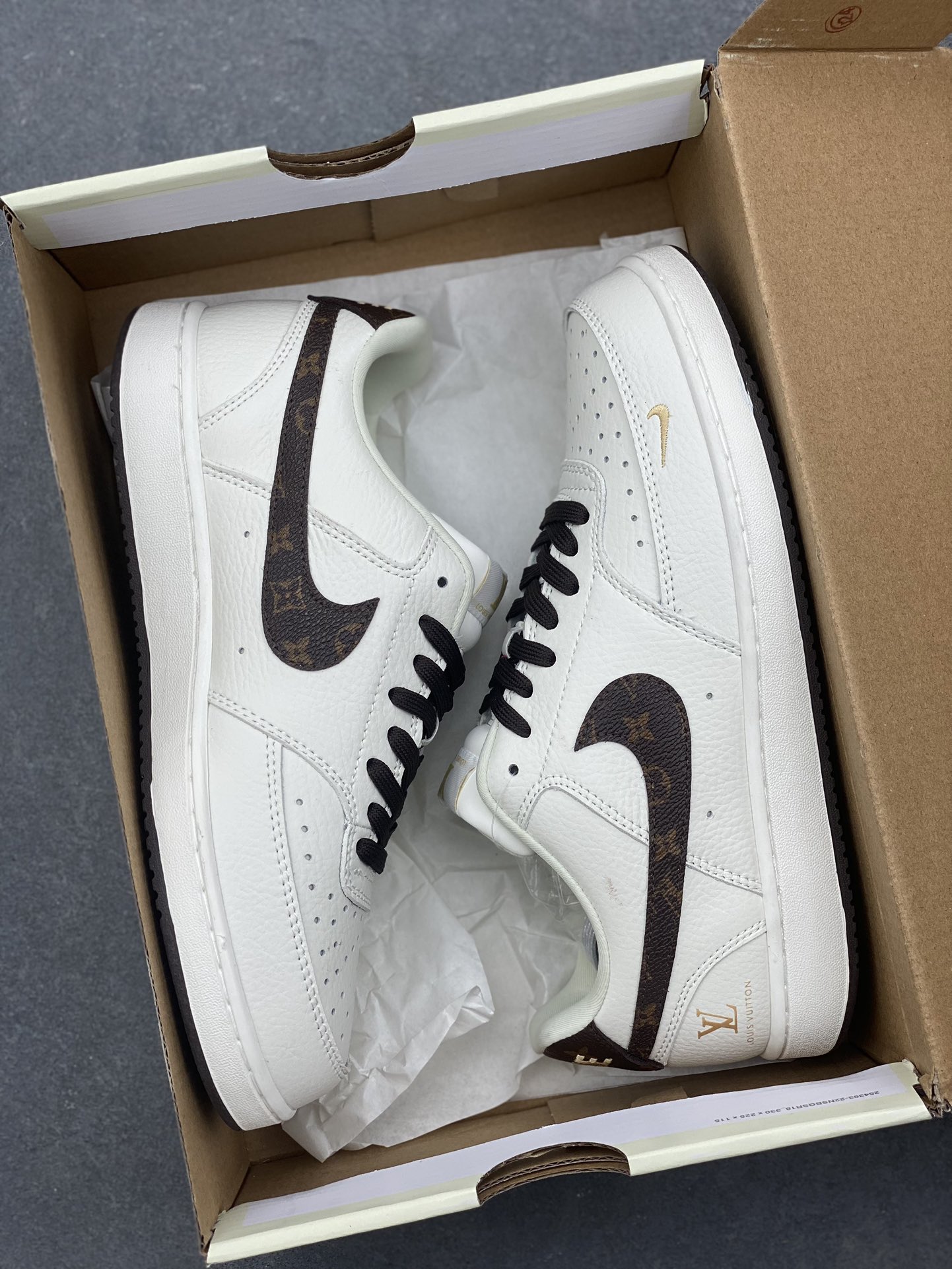 Nike Ebernon Low PRM Sneakers - Unique Edition, Breathable & Versatile! 10 i1734541286 2915 7