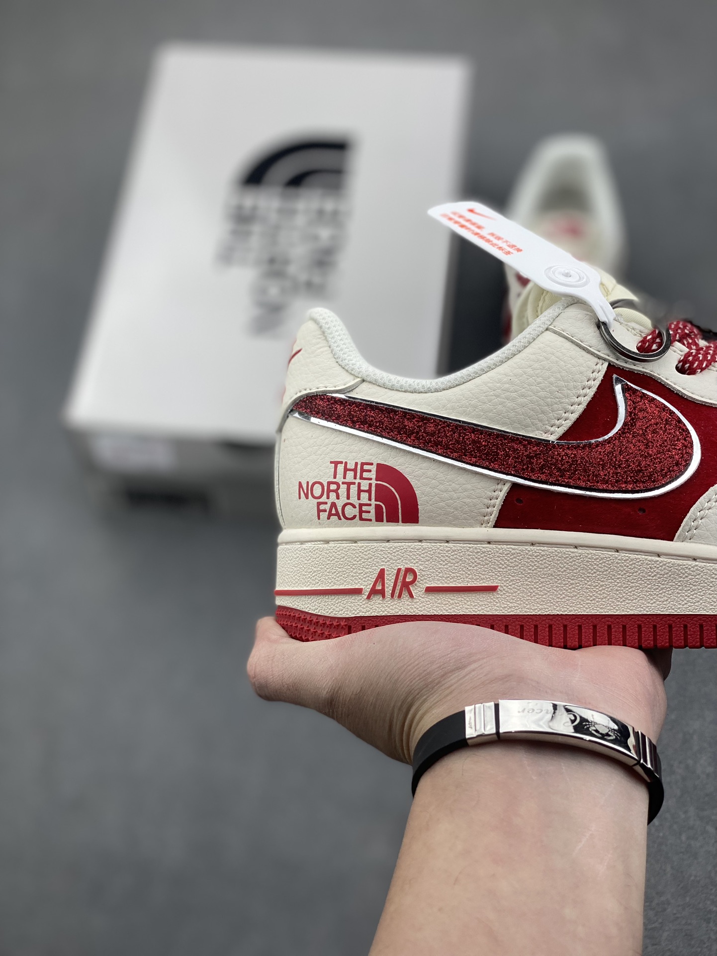 Nike Air Force 1 '07 The North Face Red & Cream Low-Top Sneakers 6 i1734541662 262 4