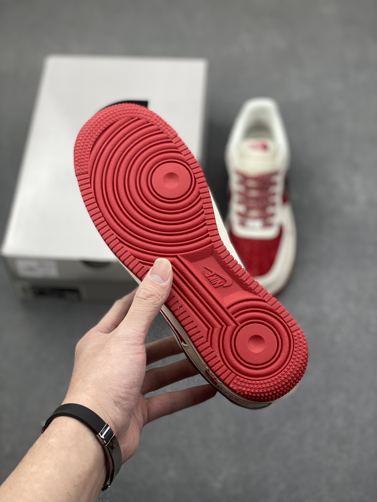 Nike Air Force 1 '07 The North Face Red & Cream Low-Top Sneakers 7 i1734541662 7717 6